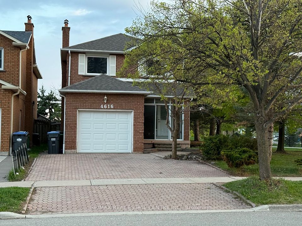 #Upper - 4616 Metfalfe Avenue, Mississauga, ON L5M 4L7