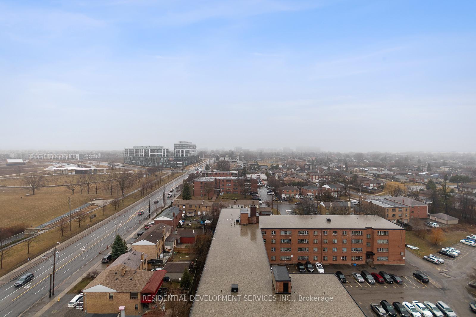 3 Bedrooms Condo at 3100 Keele,  Toronto For sale