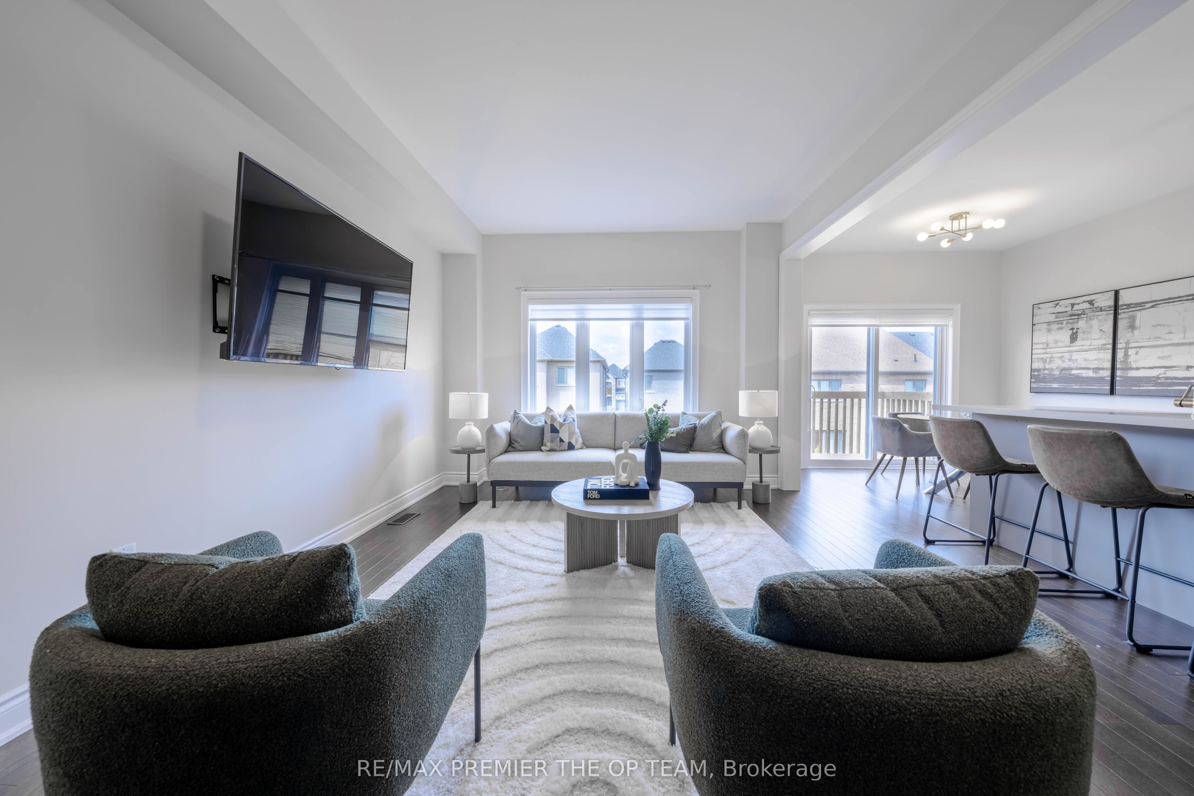 53 Janes Crescent