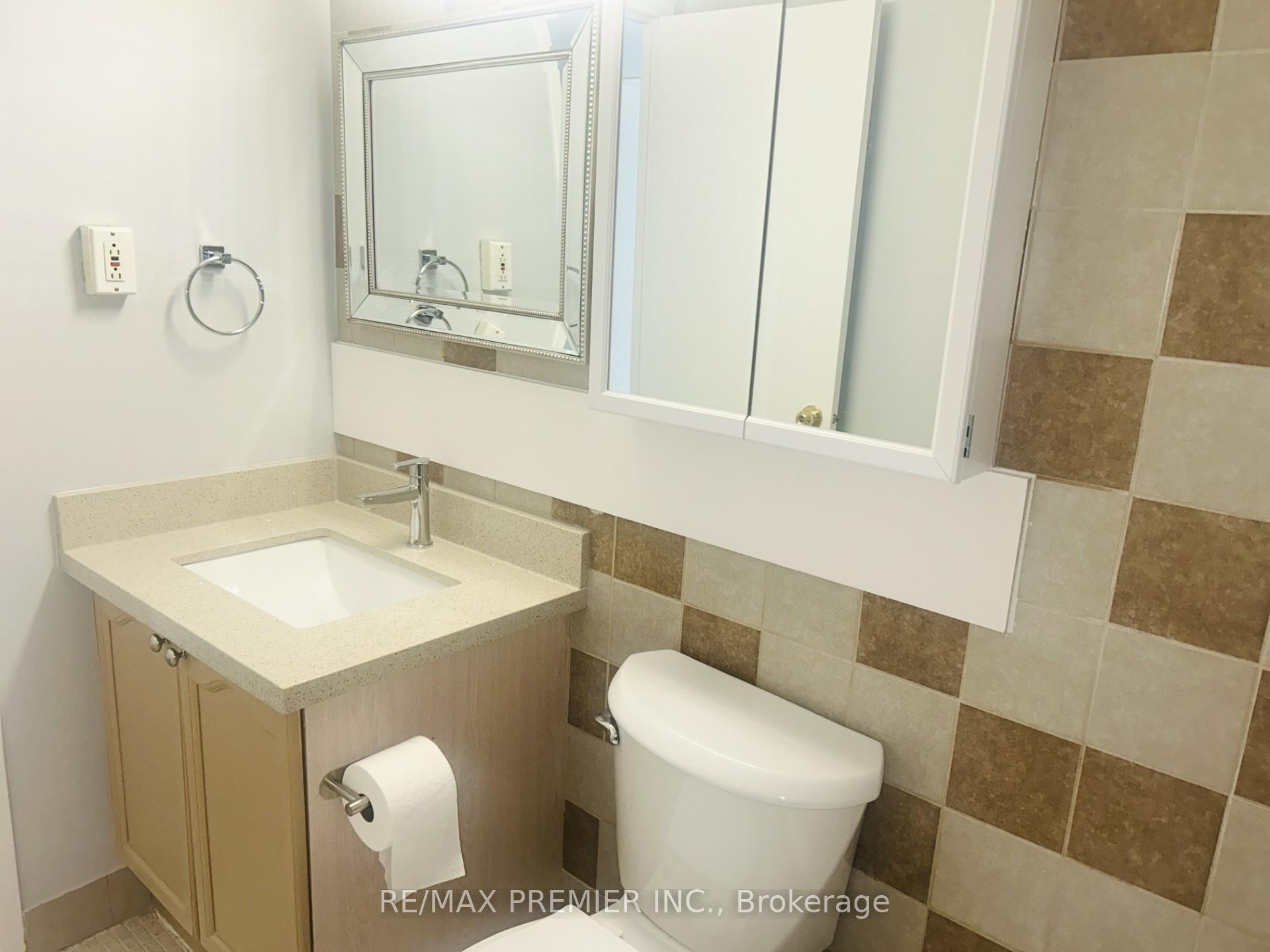 1 Bedroom Condo at 1455 LAWRENCE,  Toronto For sale