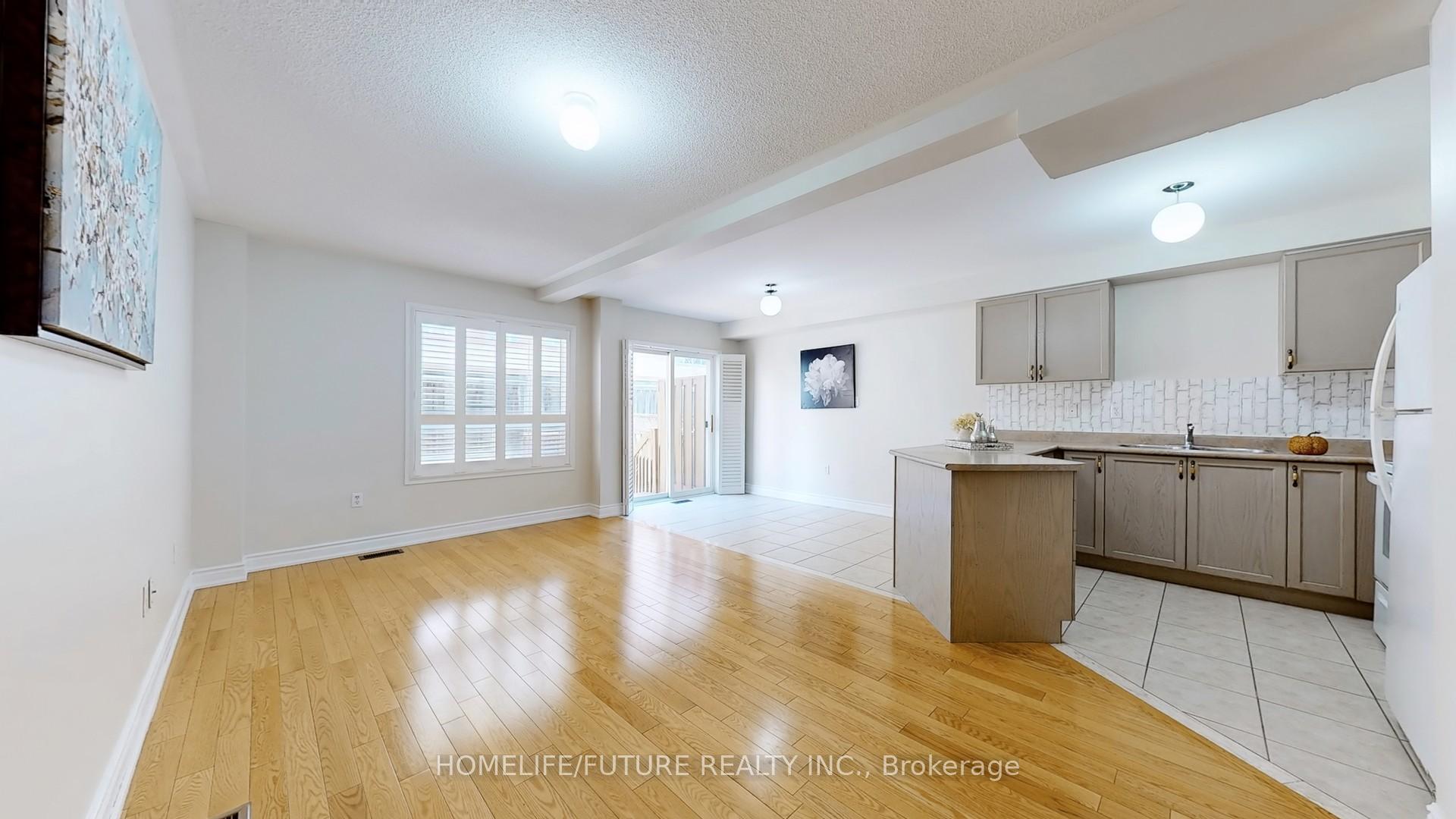 3 Bedrooms Condo at 435 Middlefield, Toronto For sale