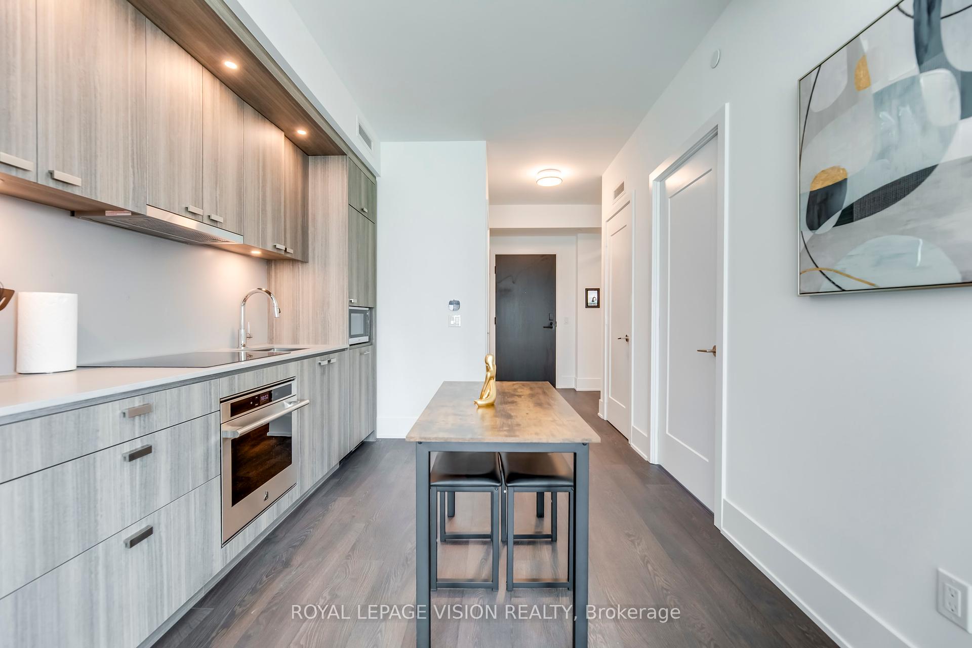2 Bedrooms Condo at 470 Front, Toronto For sale