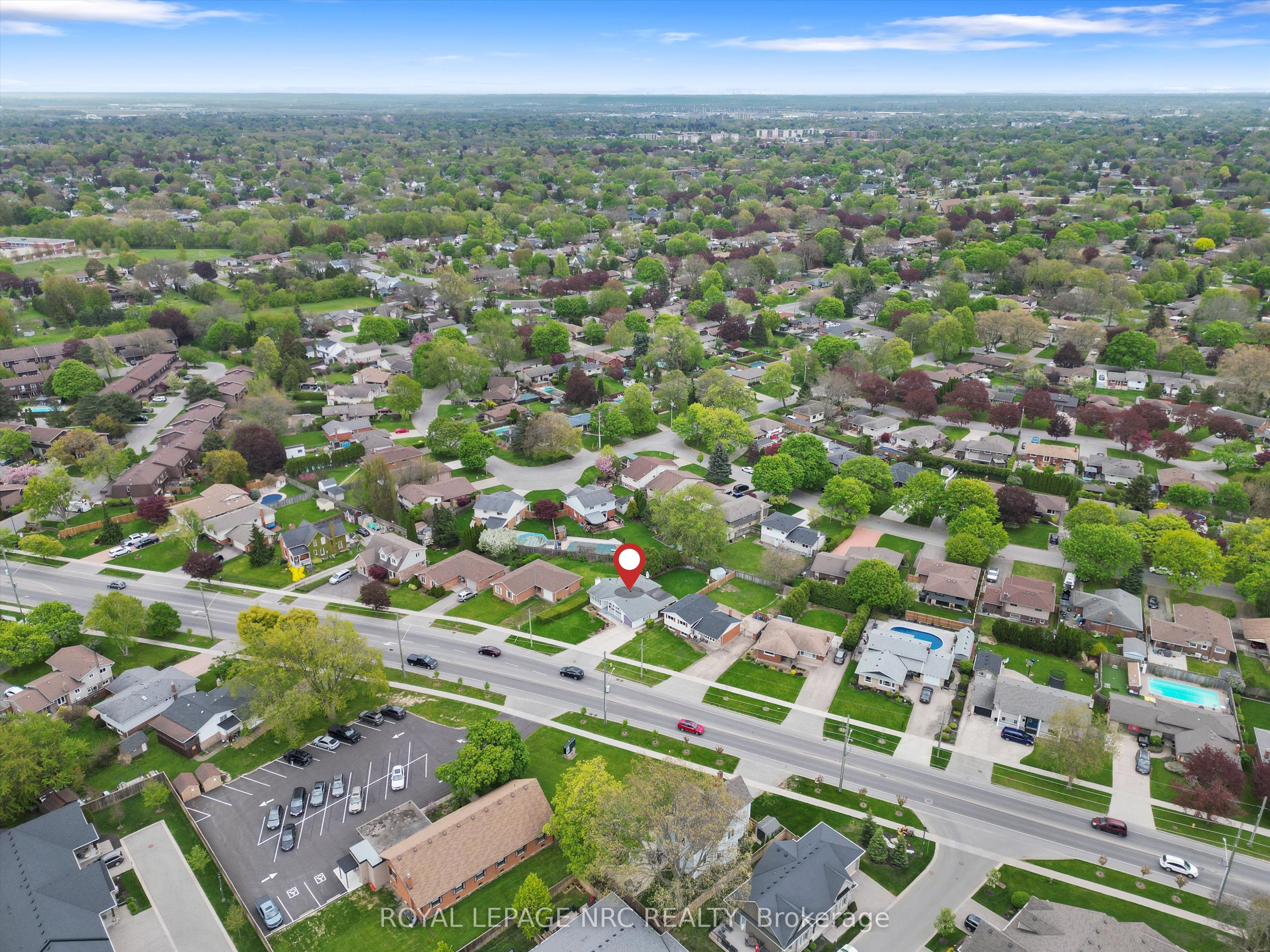 96 Lakeshore Road