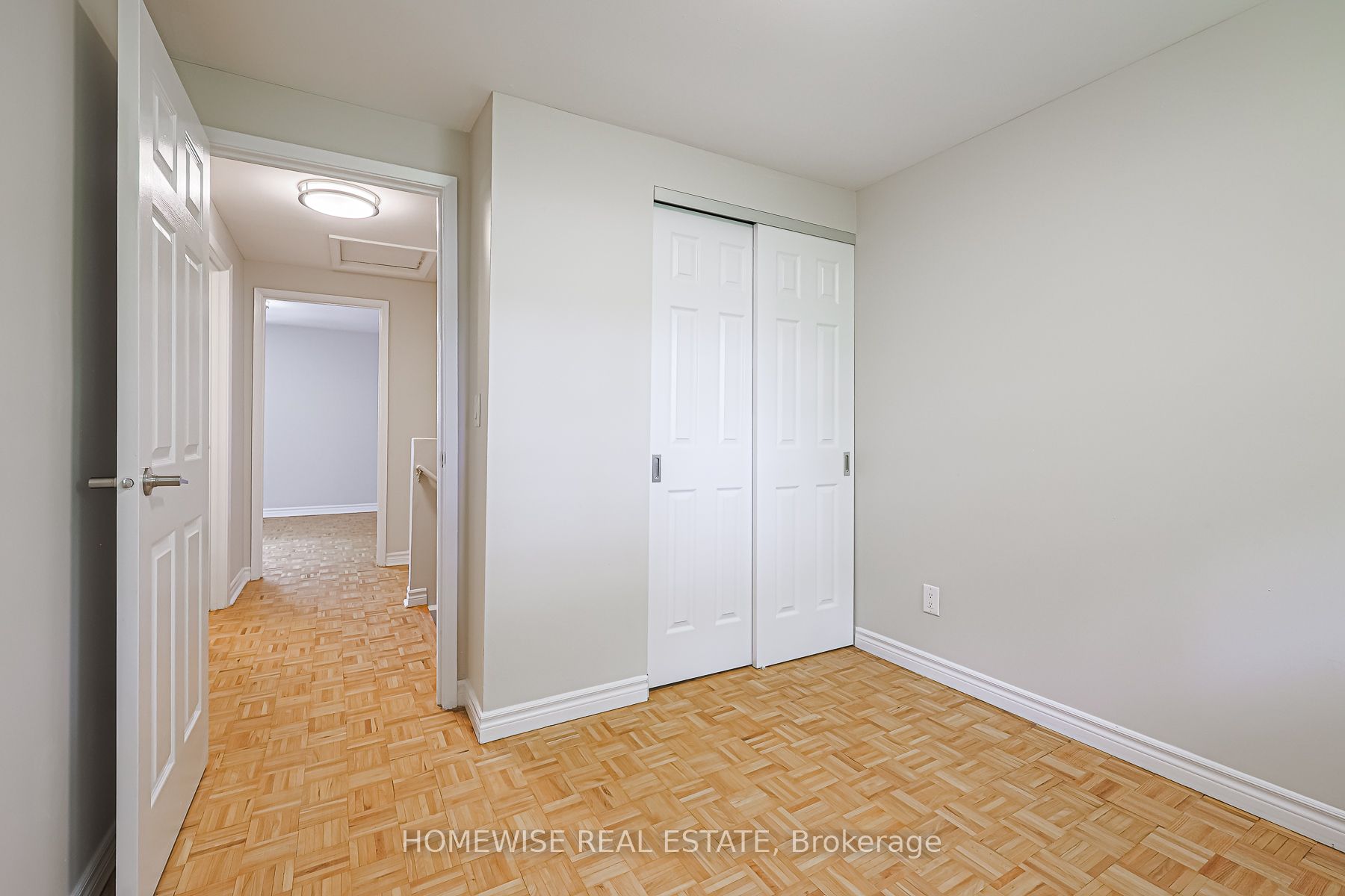 560 Waverly Street N, #25