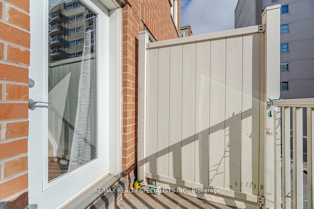 5 Richgrove Drive, #212
