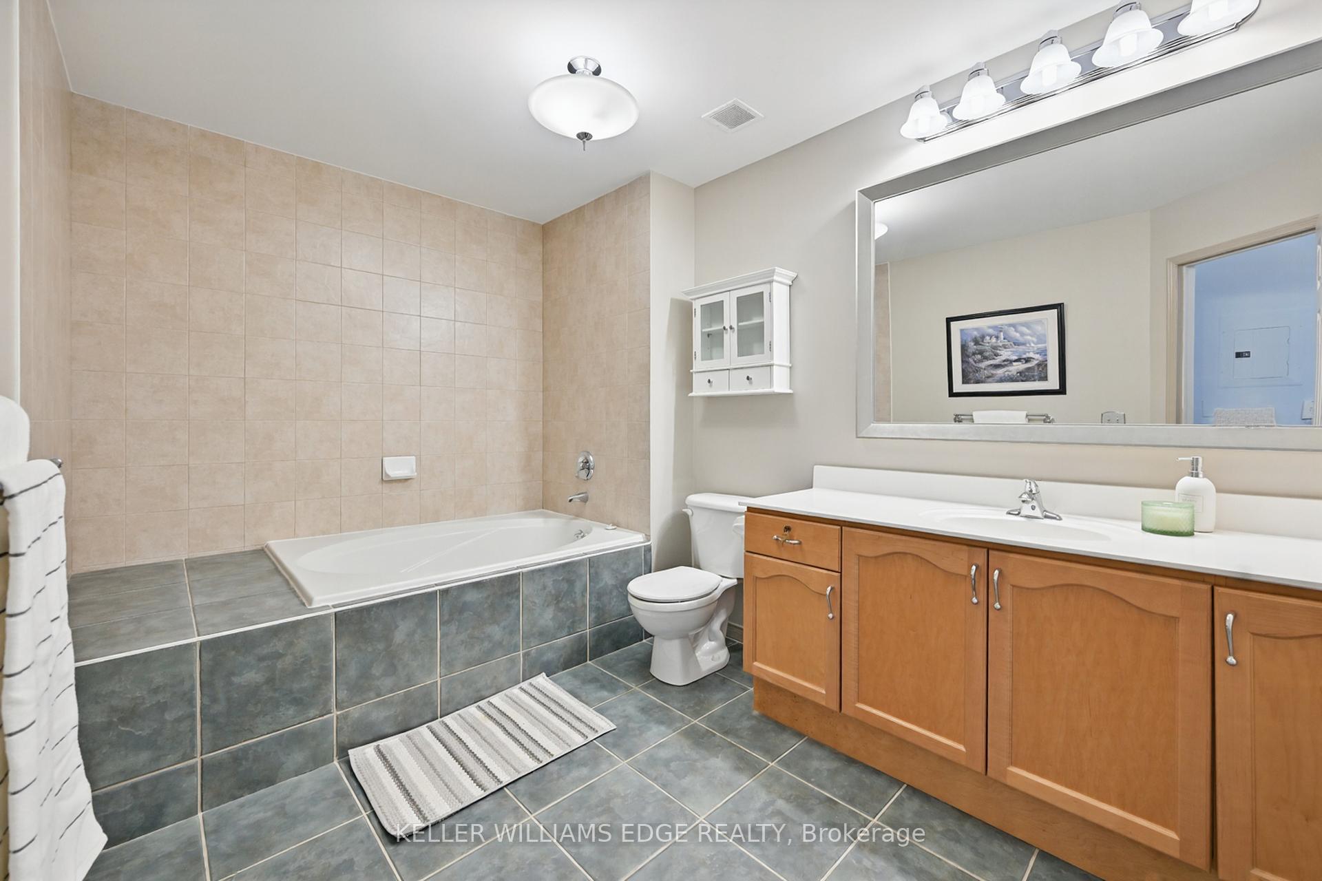 2 Bedrooms Condo at 2085 Amherst Heights,  Burlington For sale