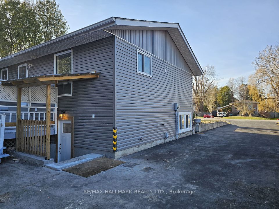 #Lower - 1015 Lebanon Drive, Innisfil, ON L9S 2B7