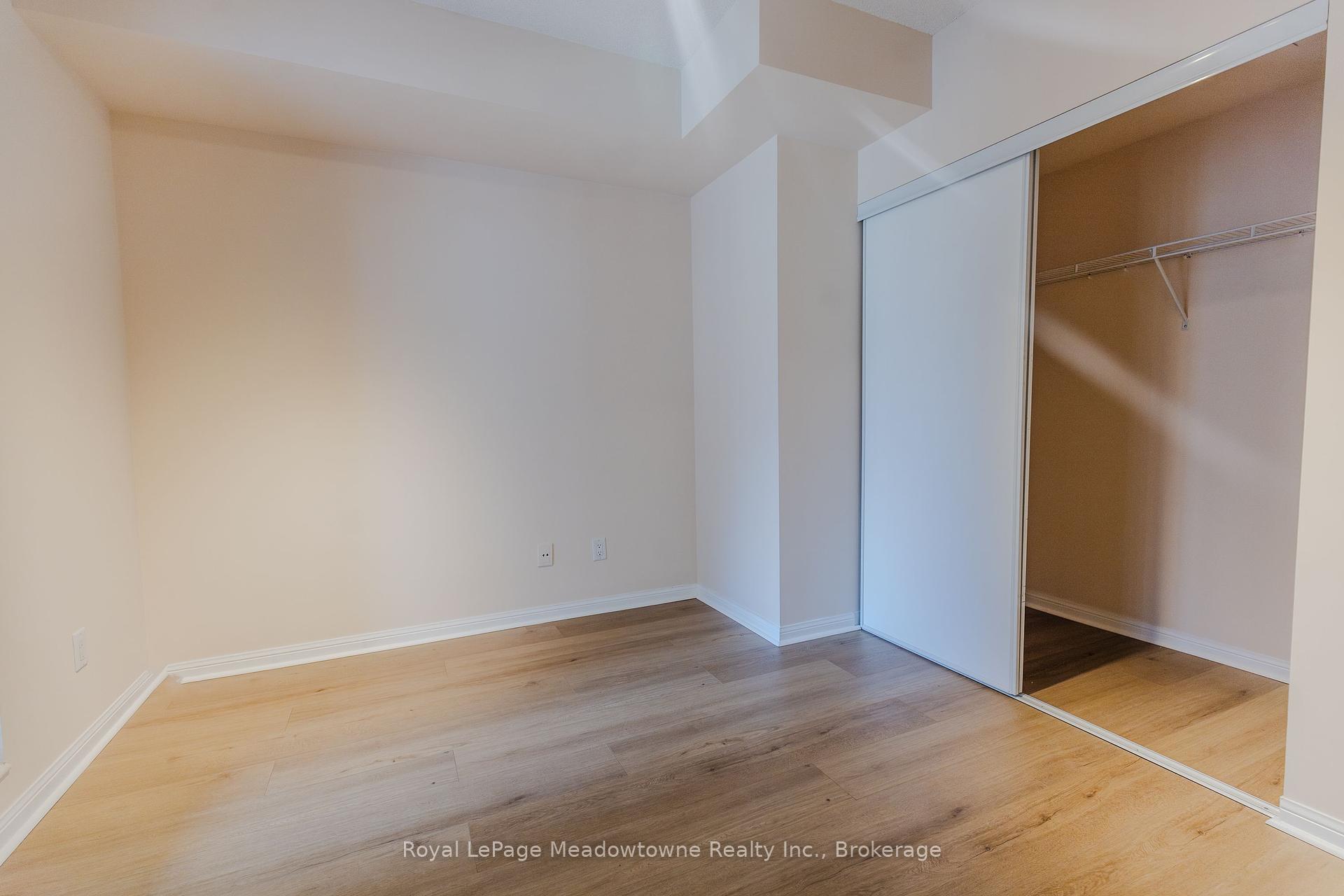 2 Bedrooms Condo at 1801 Bayview, Toronto For sale