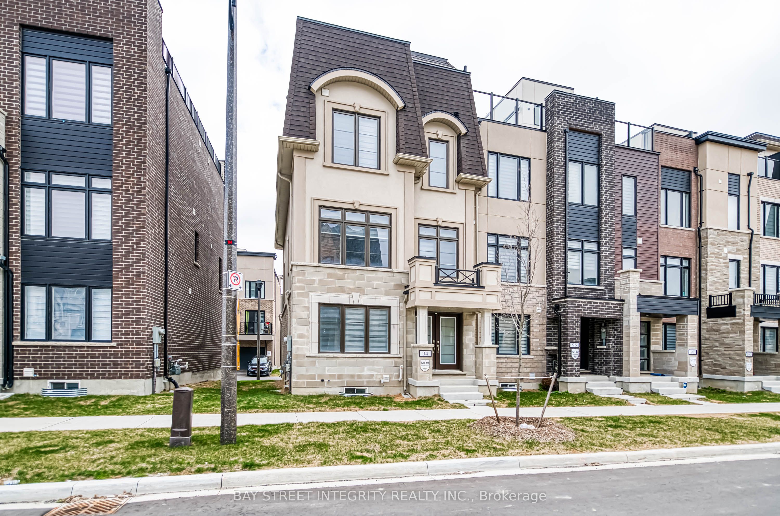 94 Guardhouse Crescent