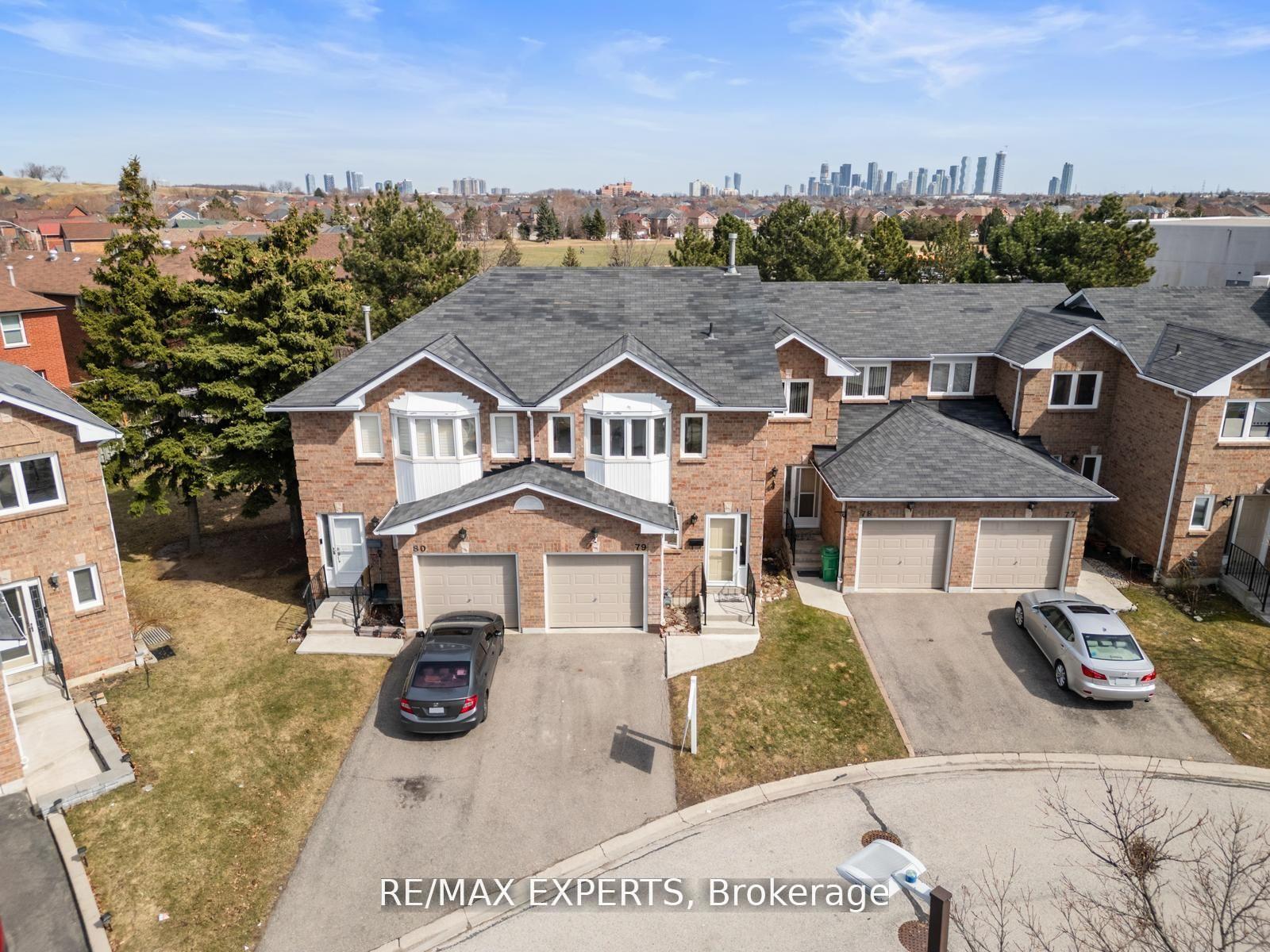 5 Bedrooms Condo at 1484 Torrington, Mississauga For sale