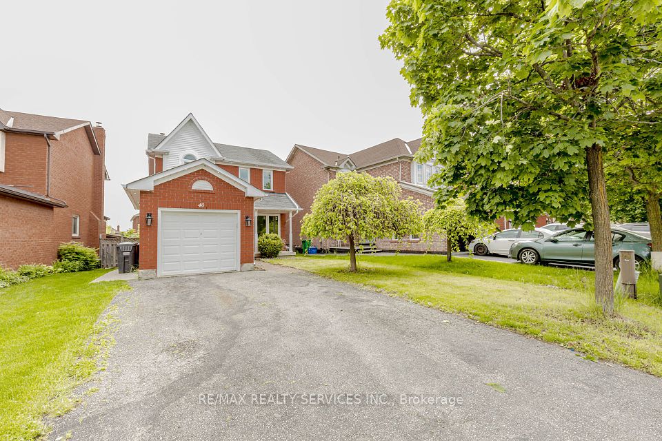 40 Bighorn Crescent, Brampton, ON L6R 1G5