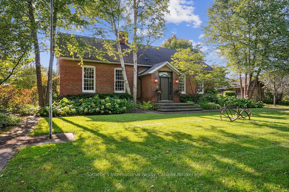 1553 BROCK