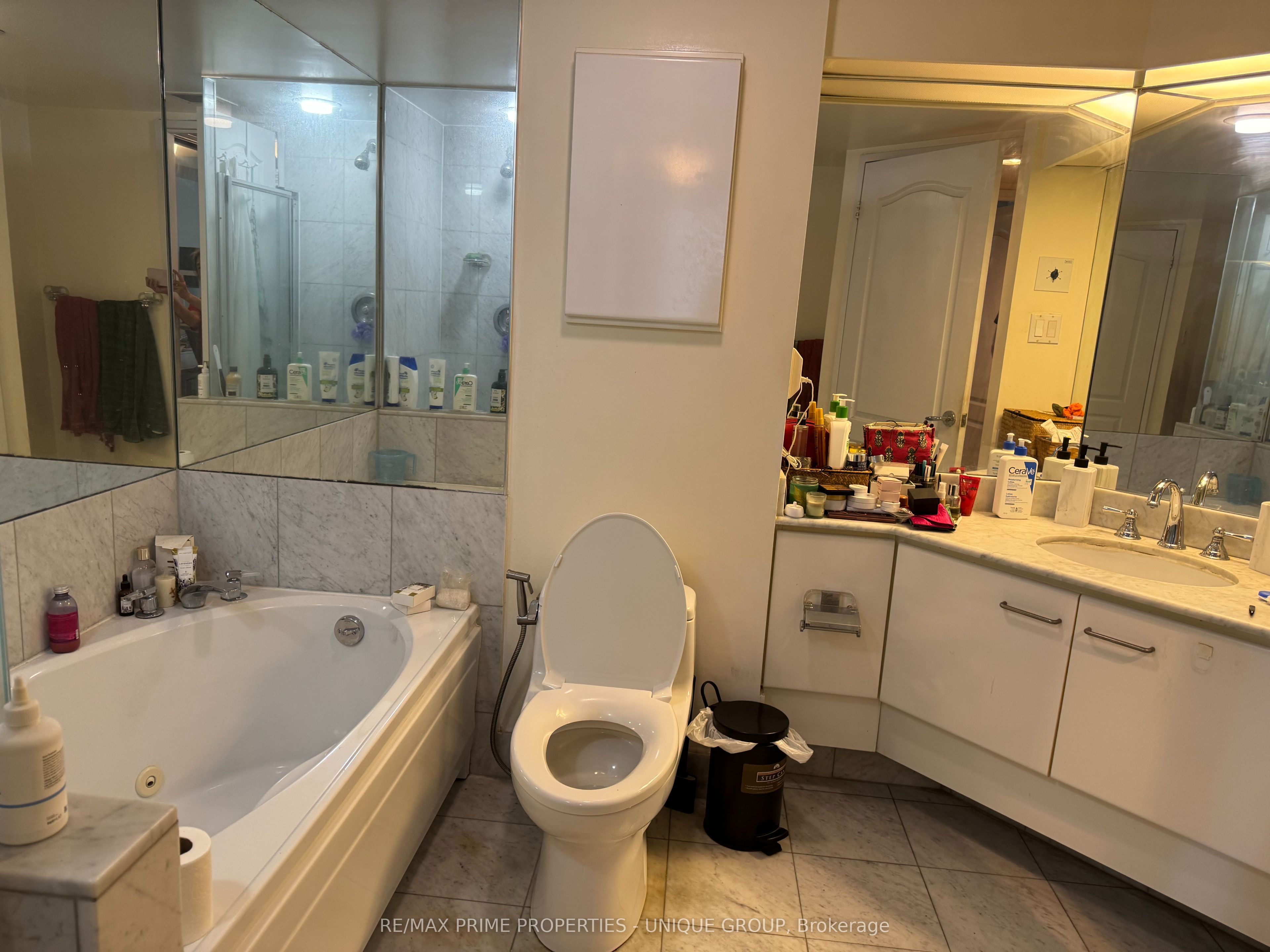 38 Elm Street, #1708