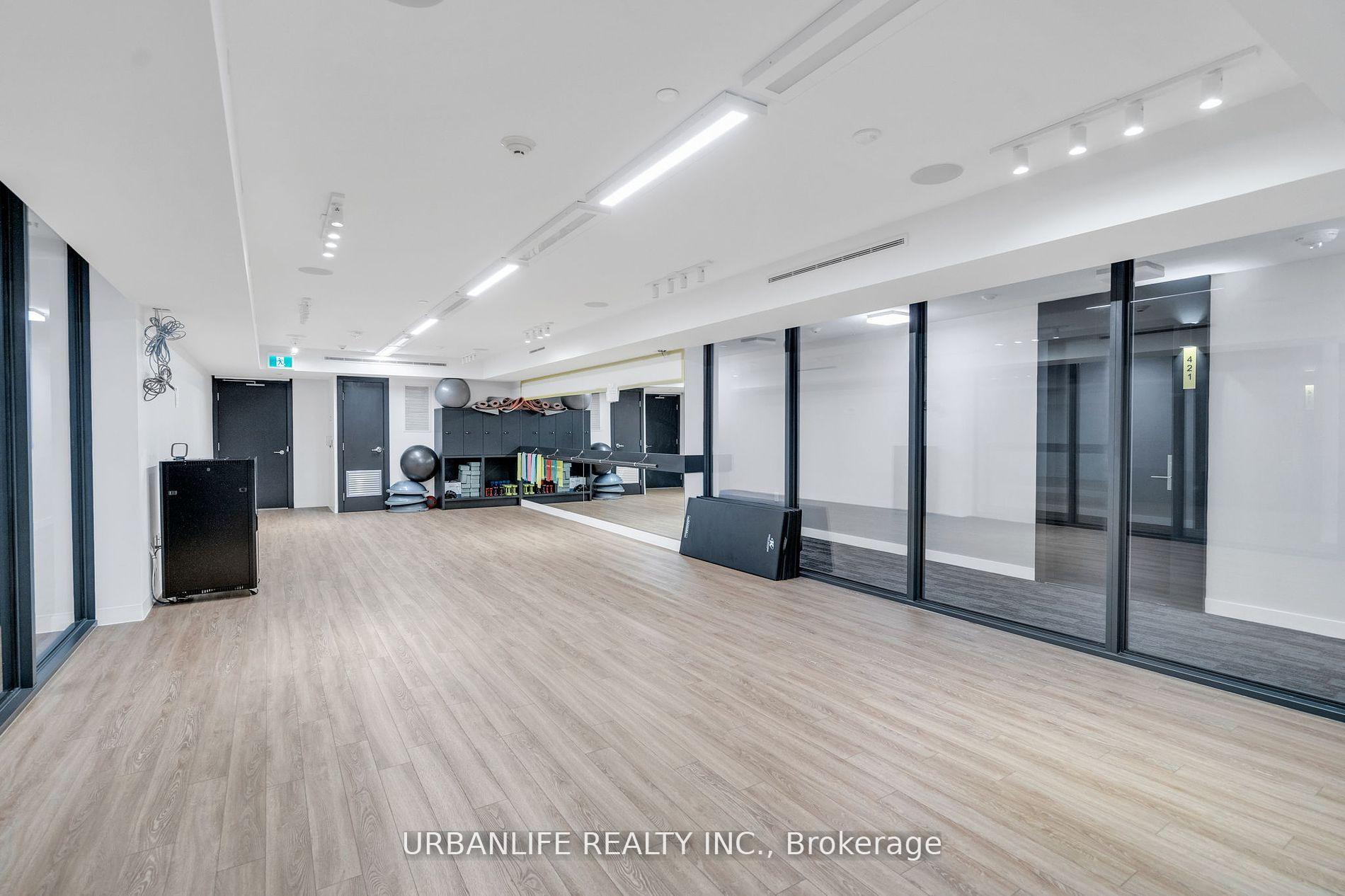 1 Bedroom Condo at 158 Front,  Toronto For sale