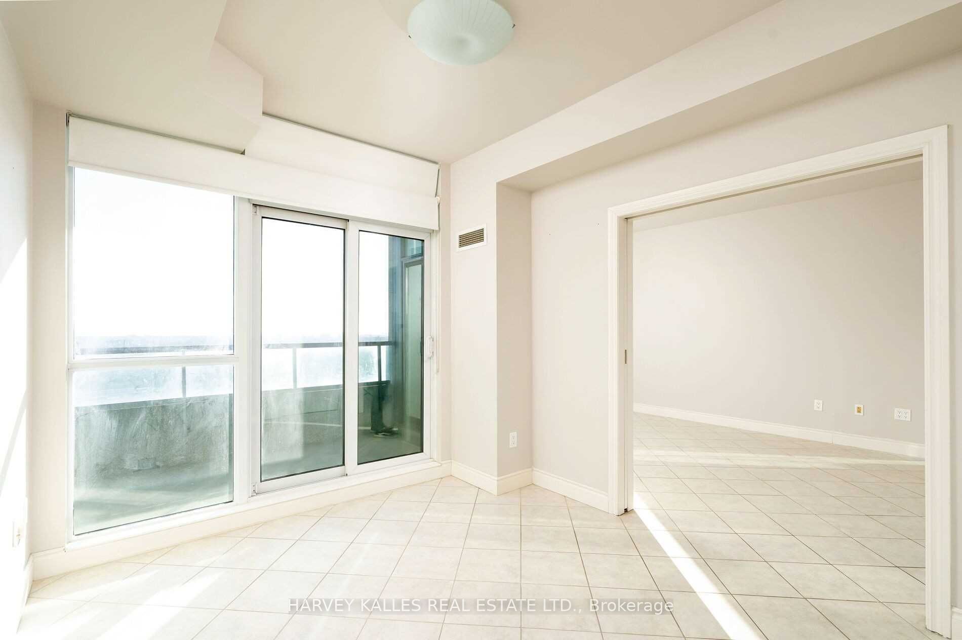 60 Brian Harrison Way Ph 3401
