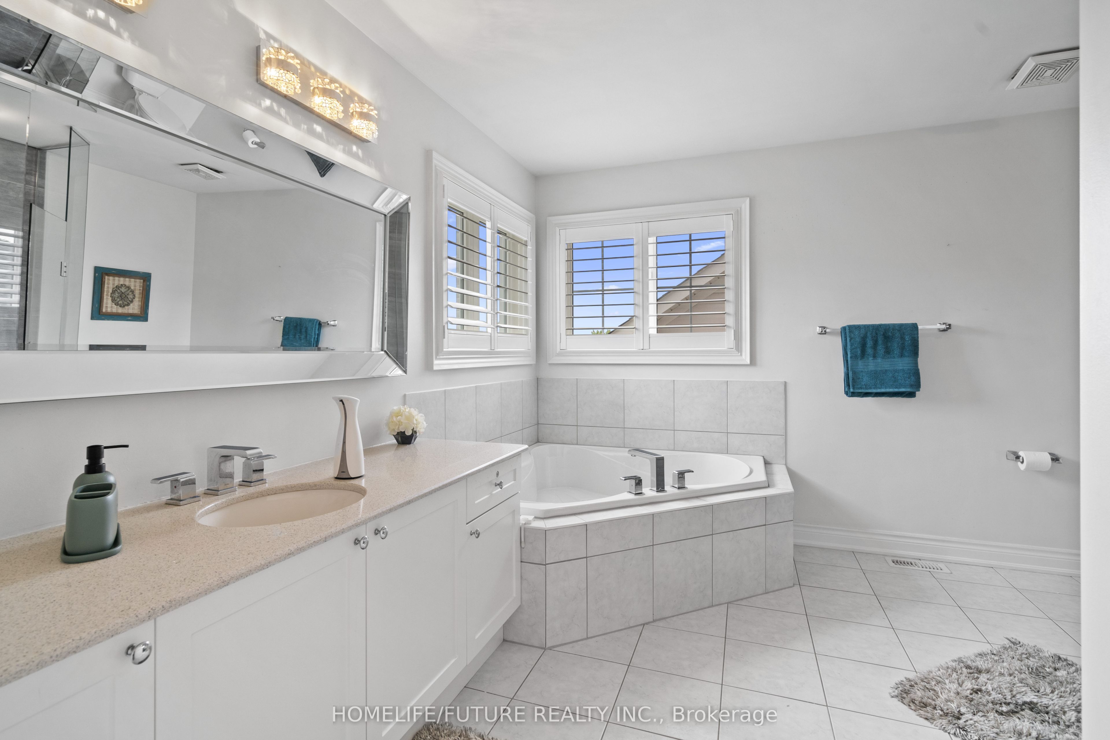 35 Bellhouse Place, Whitby Brooklin