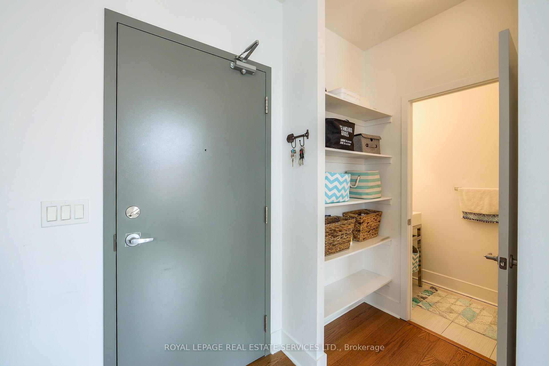 2 Bedrooms Condo at 323 Kingston, Toronto For sale