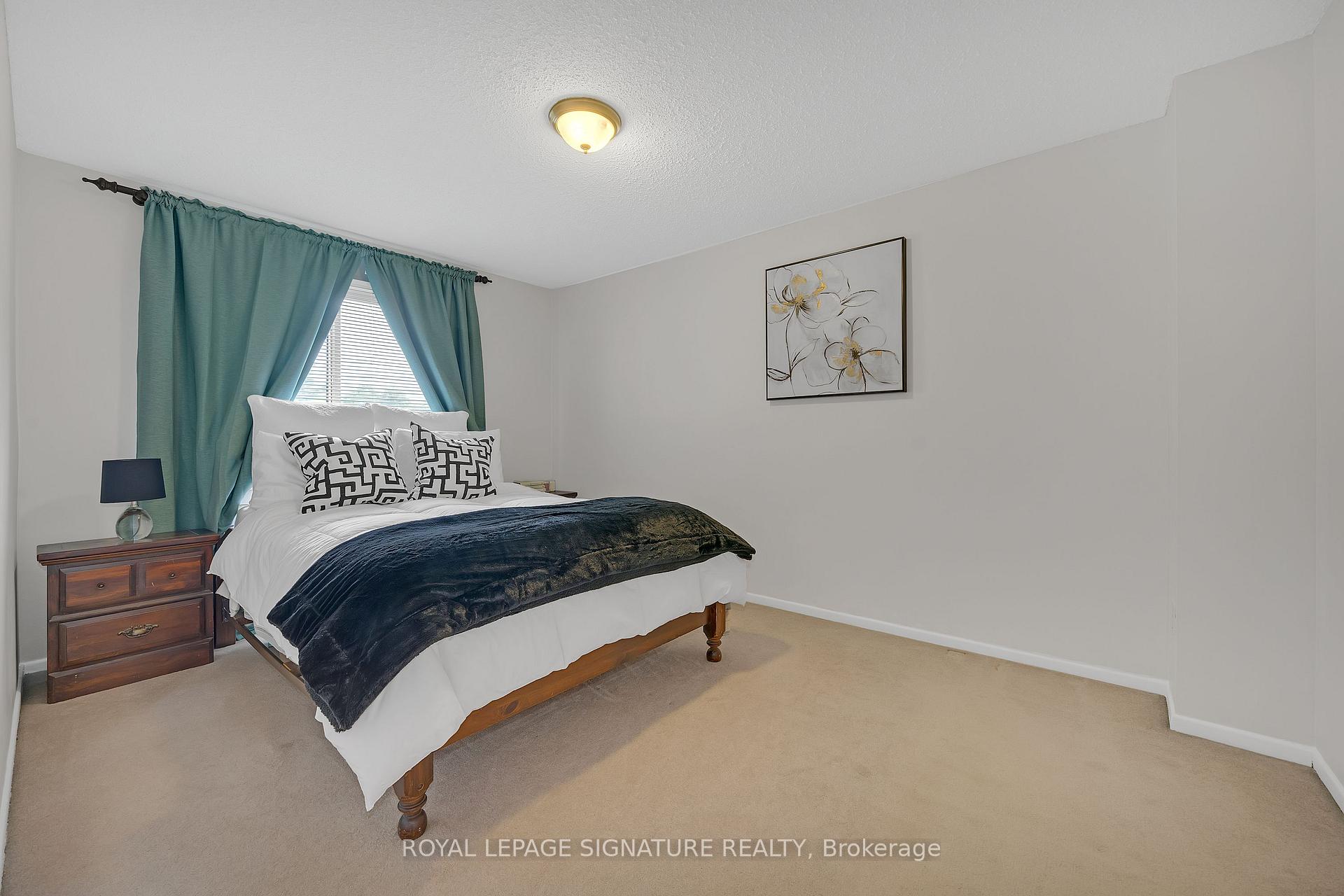 3 Bedrooms Condo at 5 Early Apple, Toronto For sale