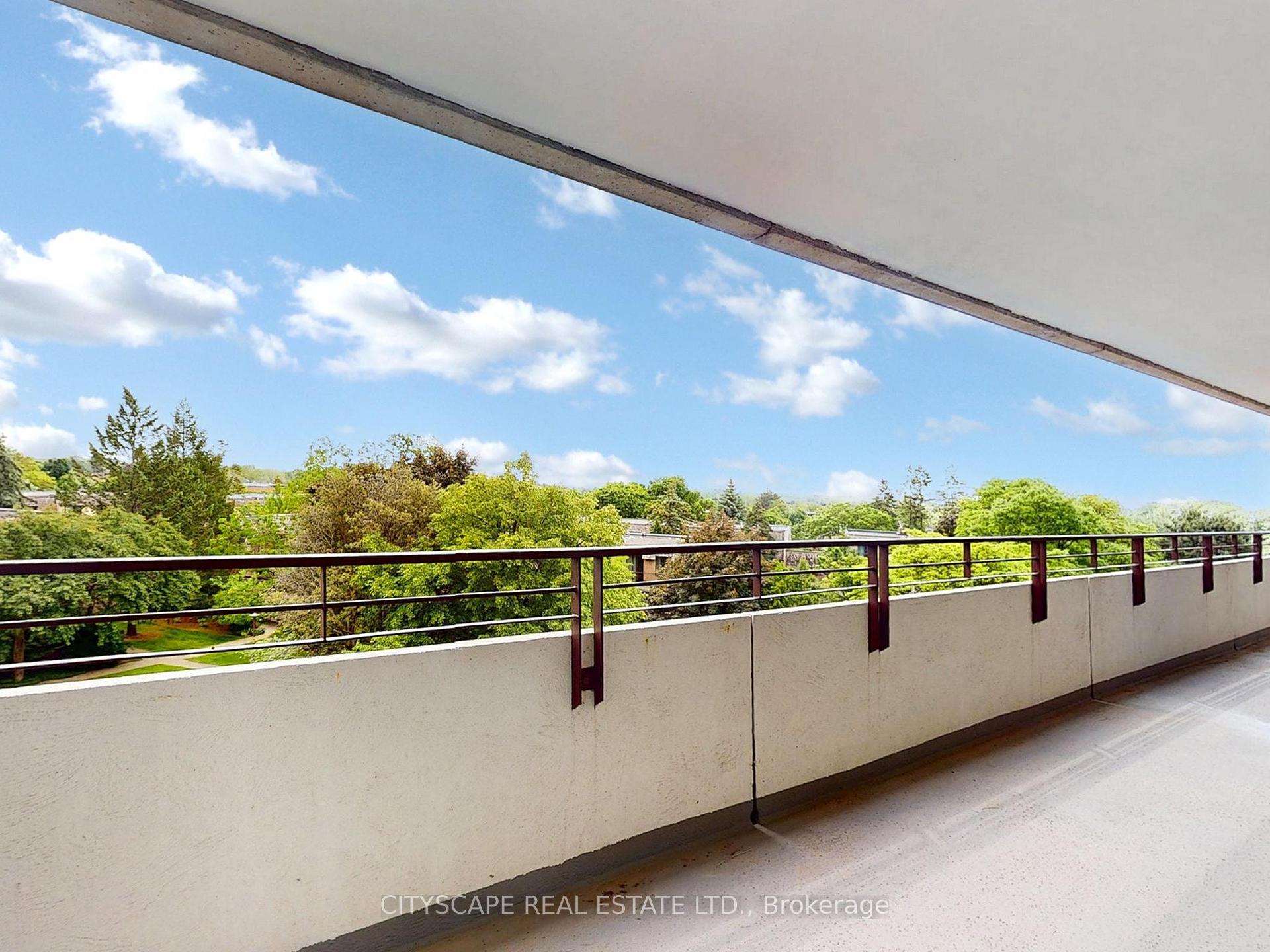 2 Bedrooms Condo at 1320 Mississauga Valley, Mississauga For sale
