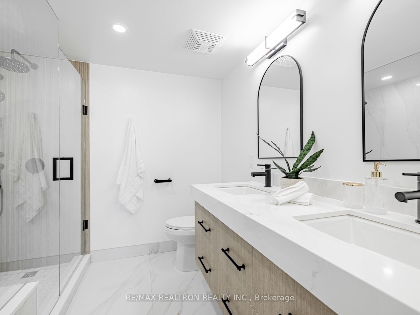 7420 Bathurst Street N, #1611