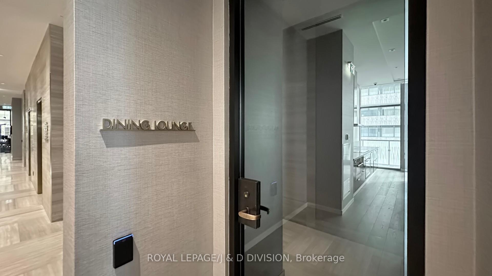 2 Bedrooms Condo at 50 Charles,  Toronto For sale