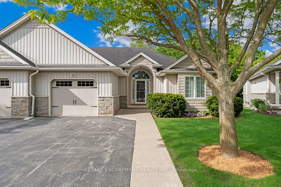 18 Riverside Circle, West Lincoln, ON L0R 2A0
