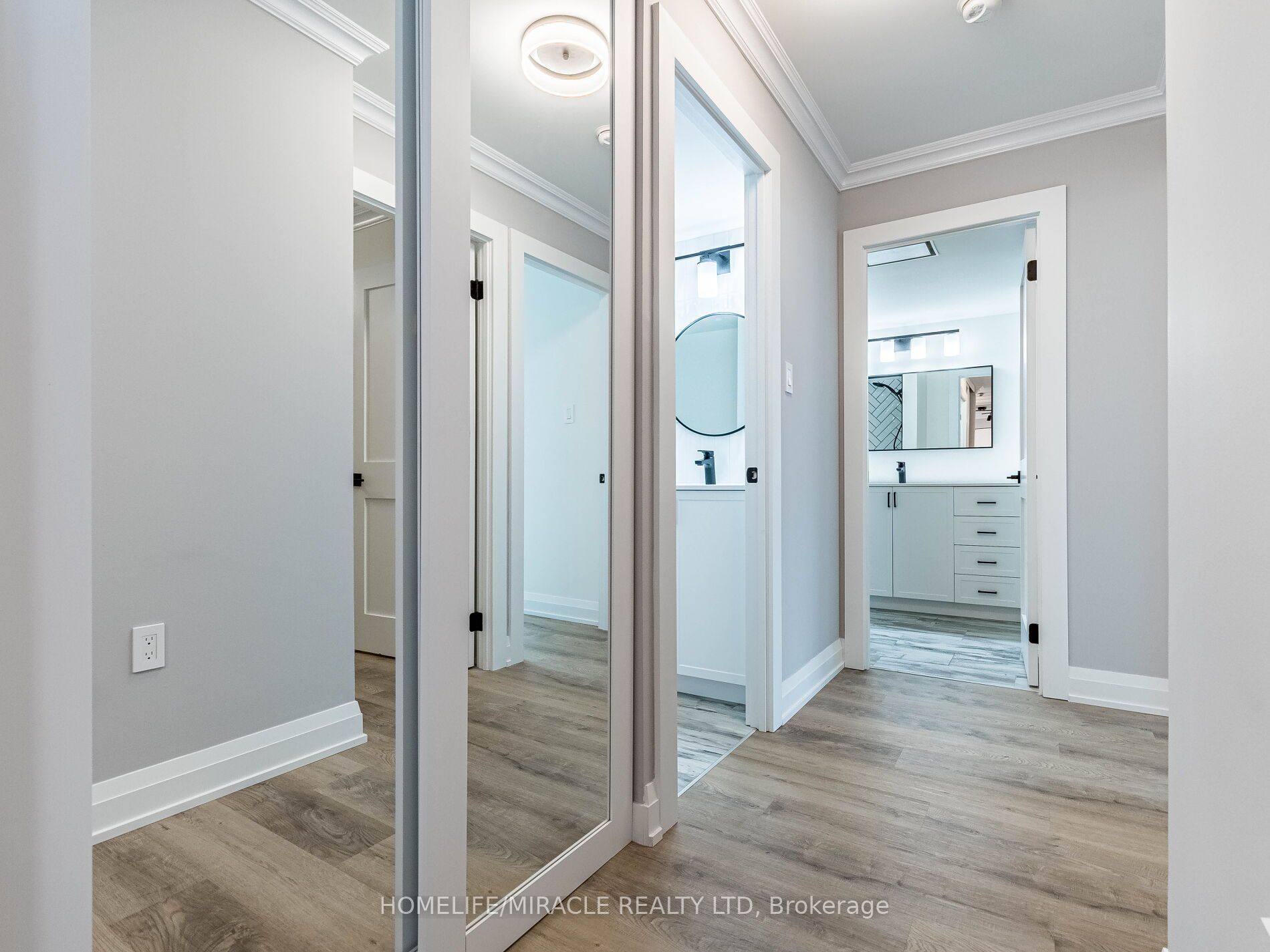 1270 Maple Crossing Boulevard, #604