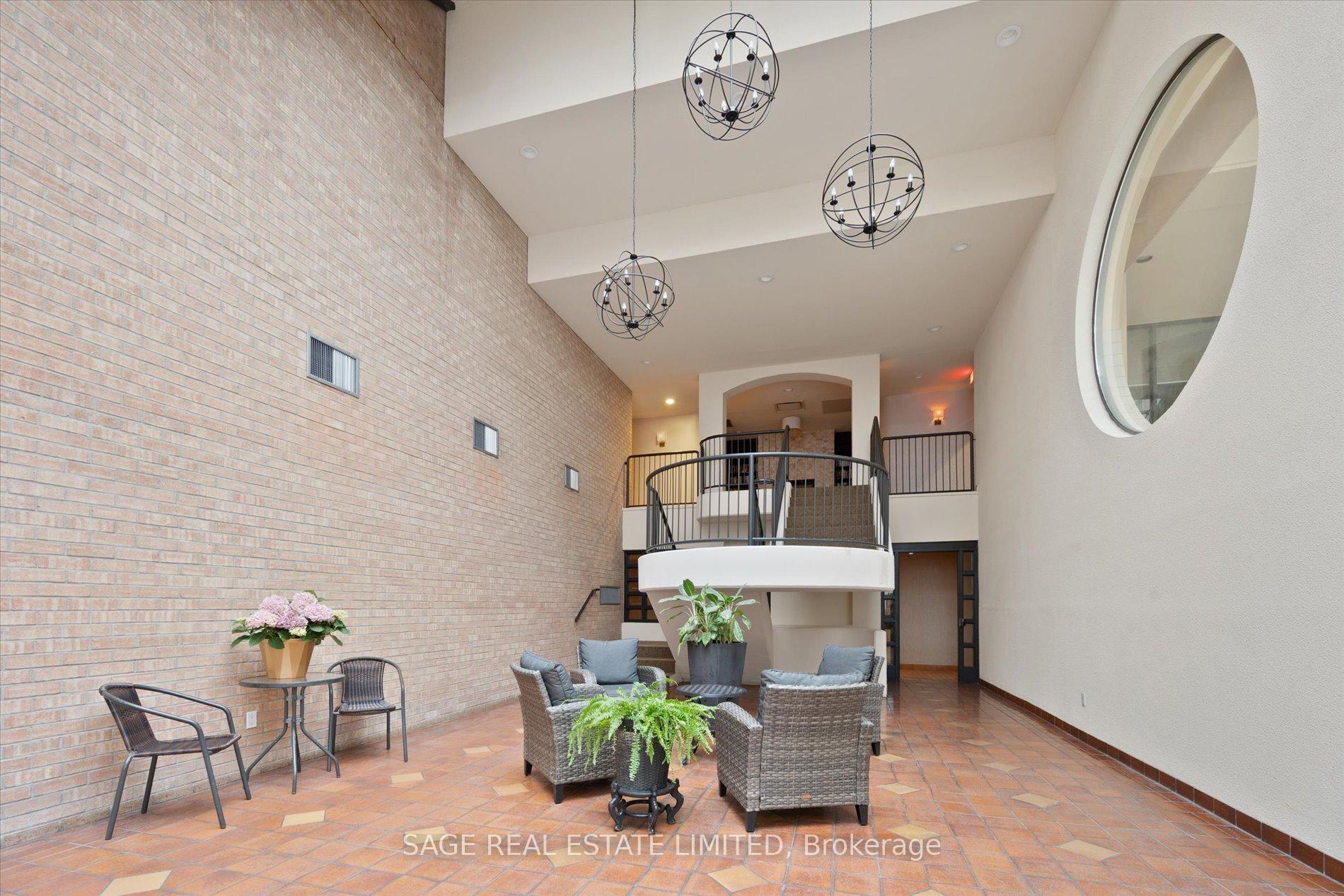 3 Bedrooms Condo at 160 Frederick, Toronto For sale