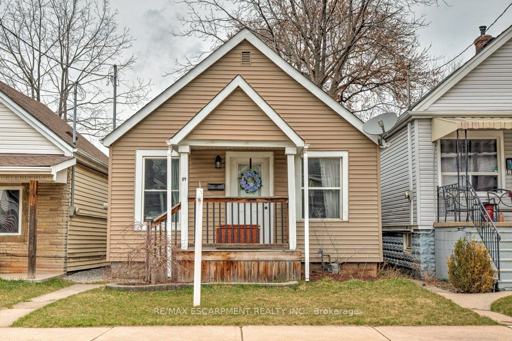 89 Albany Avenue, Hamilton, ON L8H 2H4