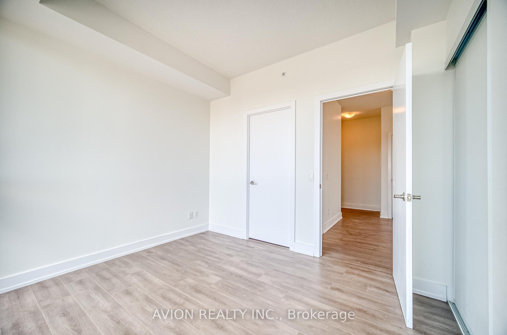 2 Bedrooms Condo at 128 Fairview Mall,  Toronto For sale