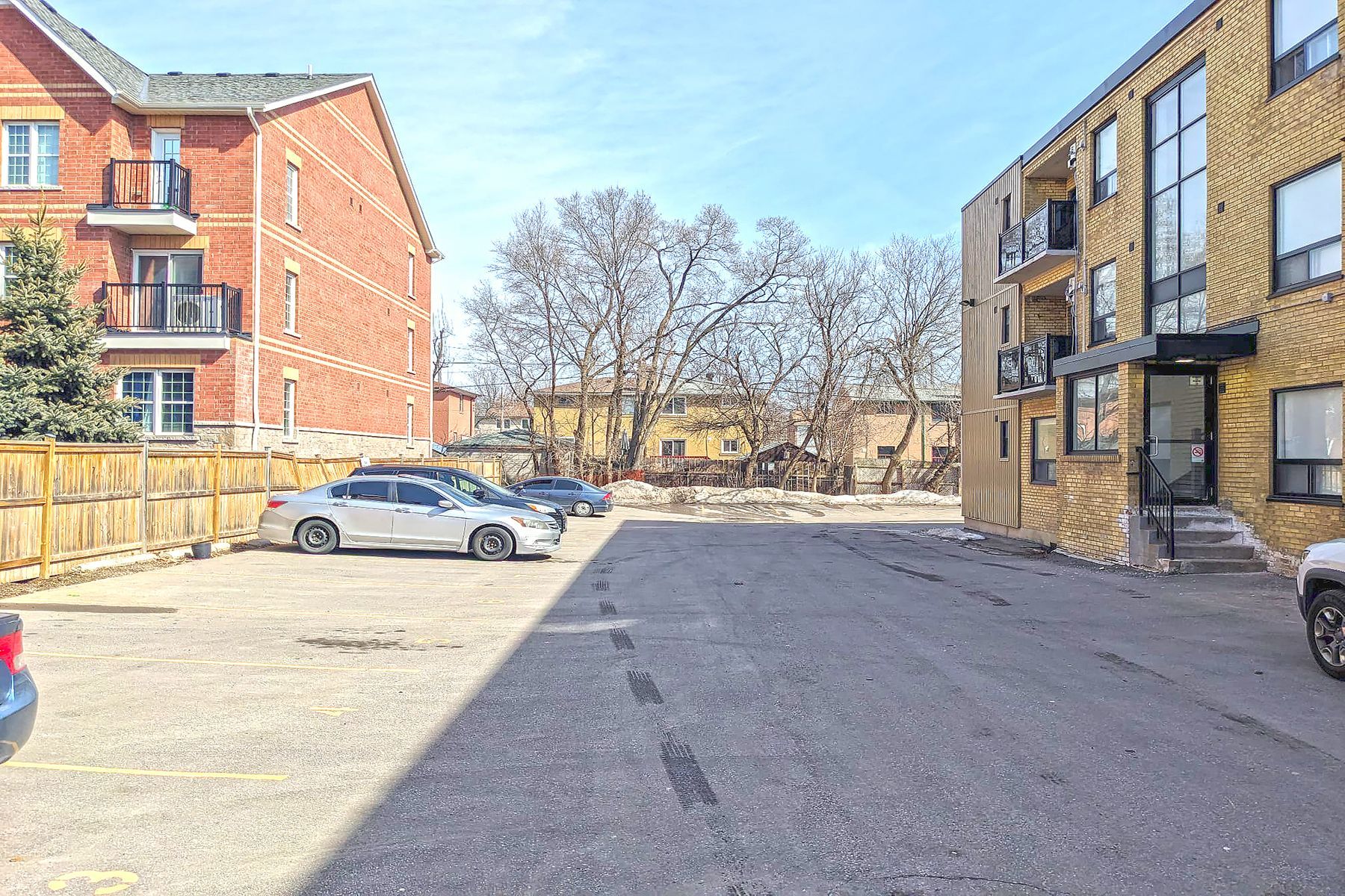 1477 Birchmount Road W 207