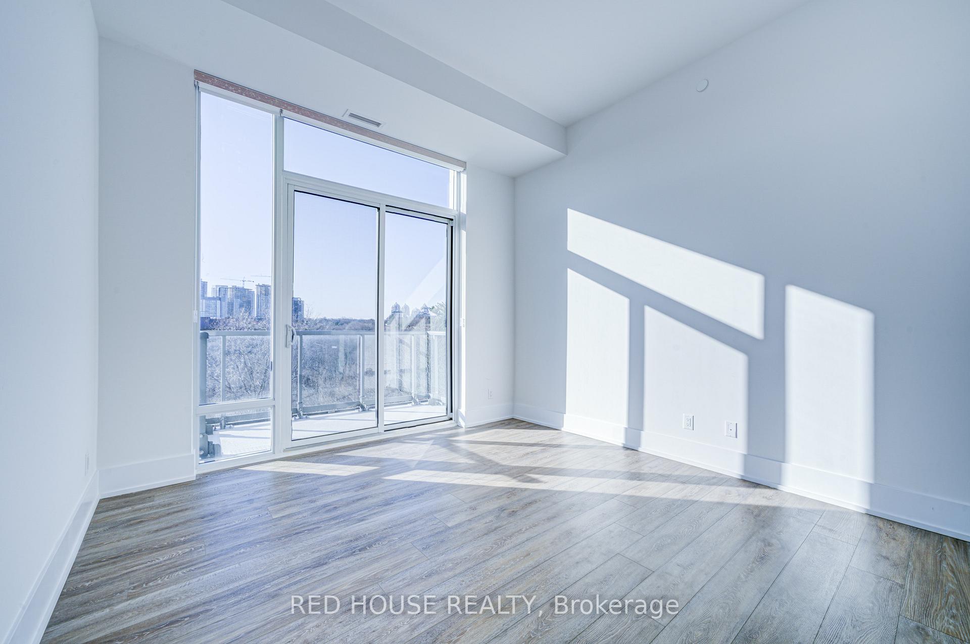 3 Bedrooms Condo at 25 Adra Grado, Toronto For sale