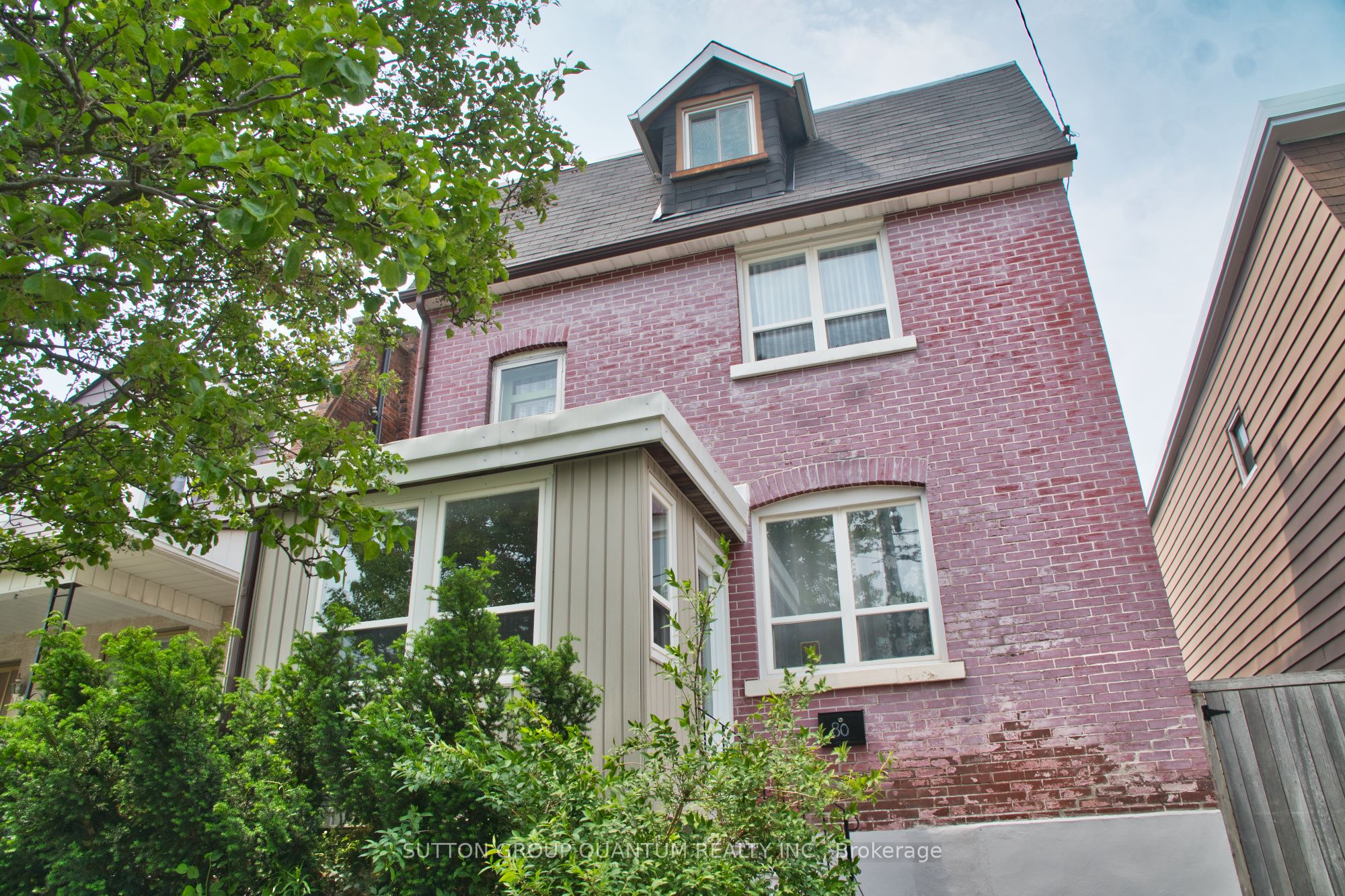 80 Bartlett Avenue