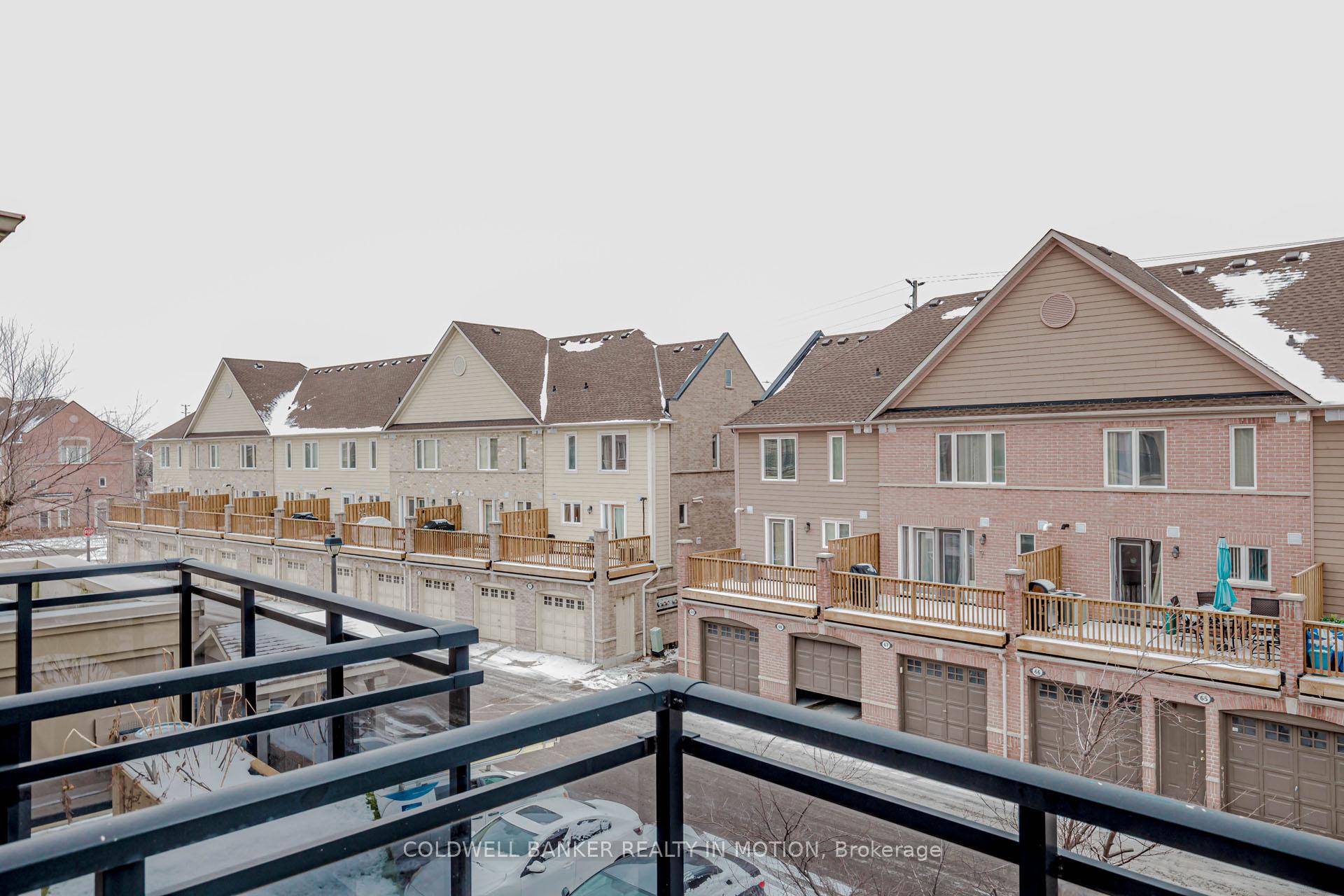 2 Bedrooms Condo at 4975 Southampton, Mississauga For sale