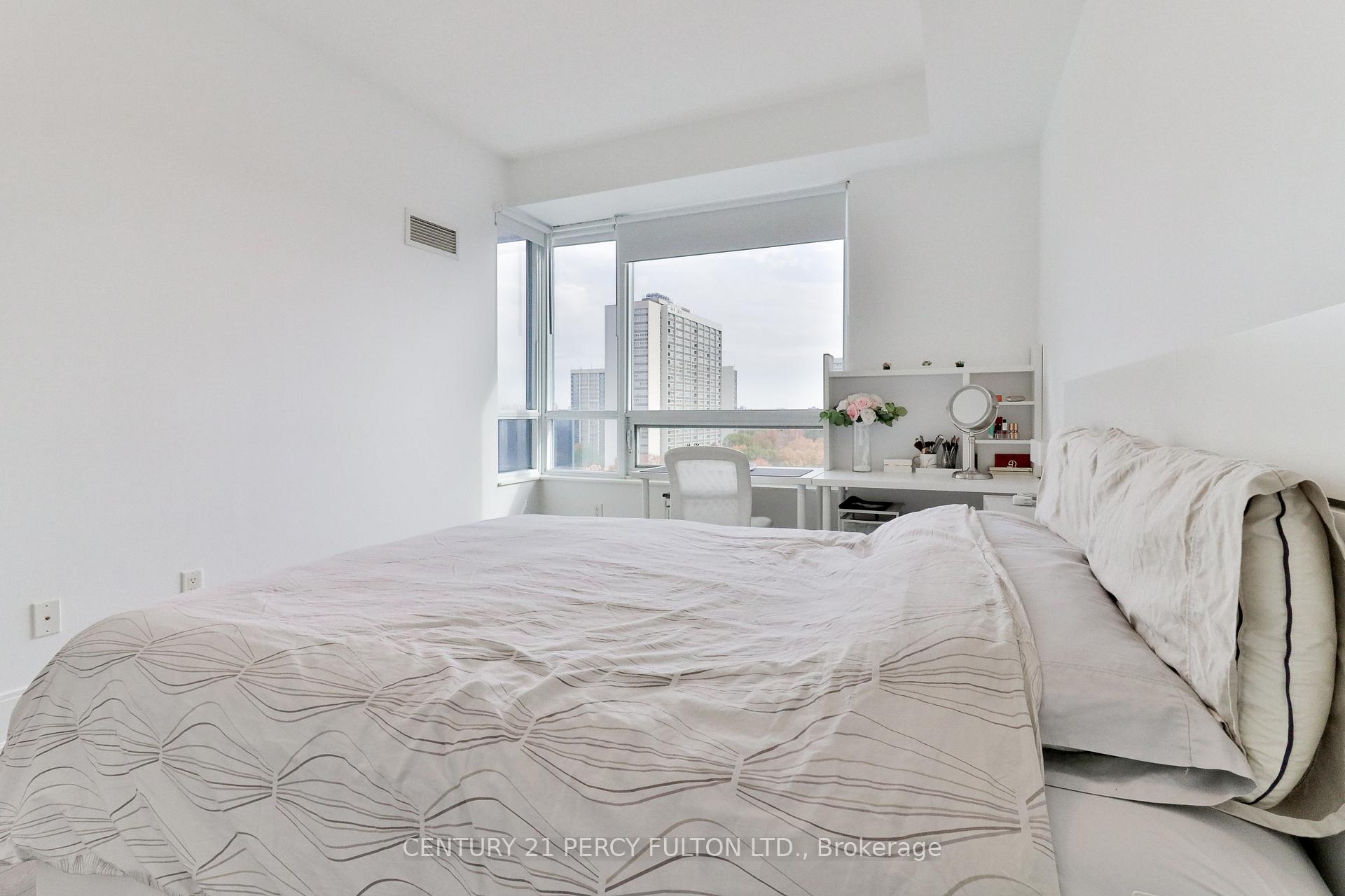 1 Bedroom Condo at 181 Wynford, Toronto For sale