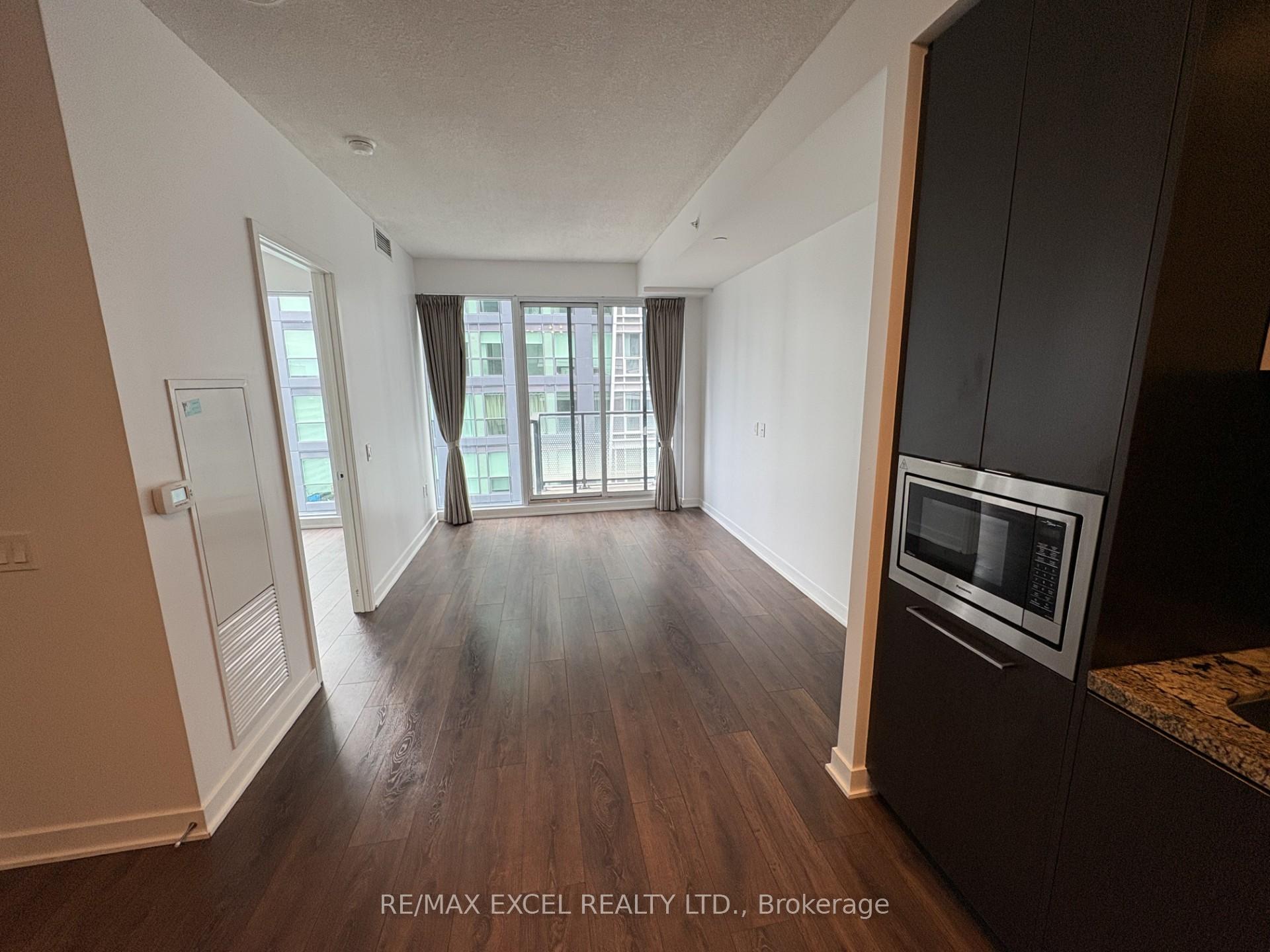 1 Bedroom Condo at 125 Blue Jays, Toronto For sale