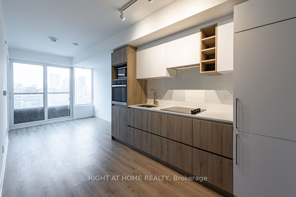 319 Jarvis