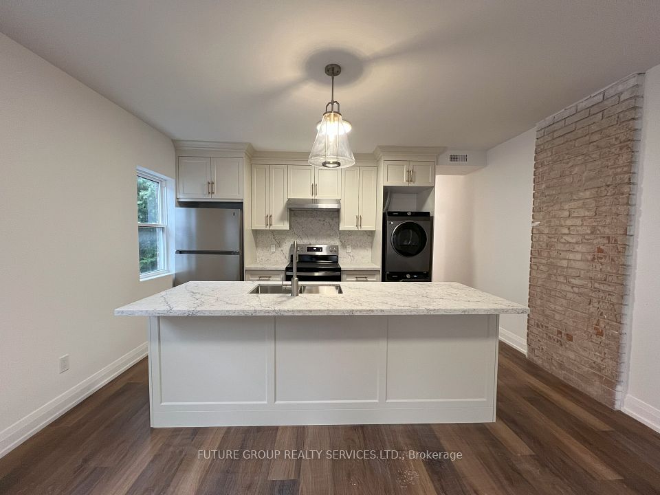 4876 Simcoe Street