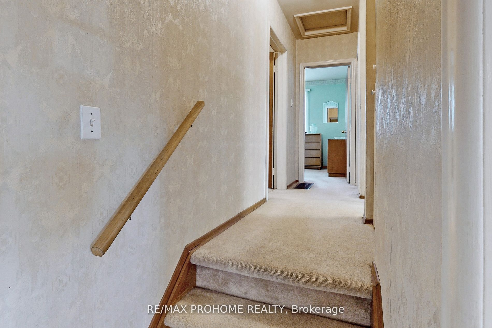 17 Oakworth Crescent