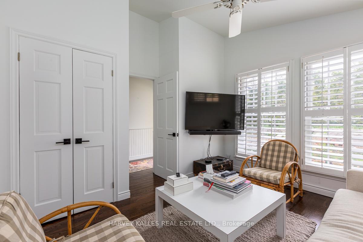 1375 Maple Road