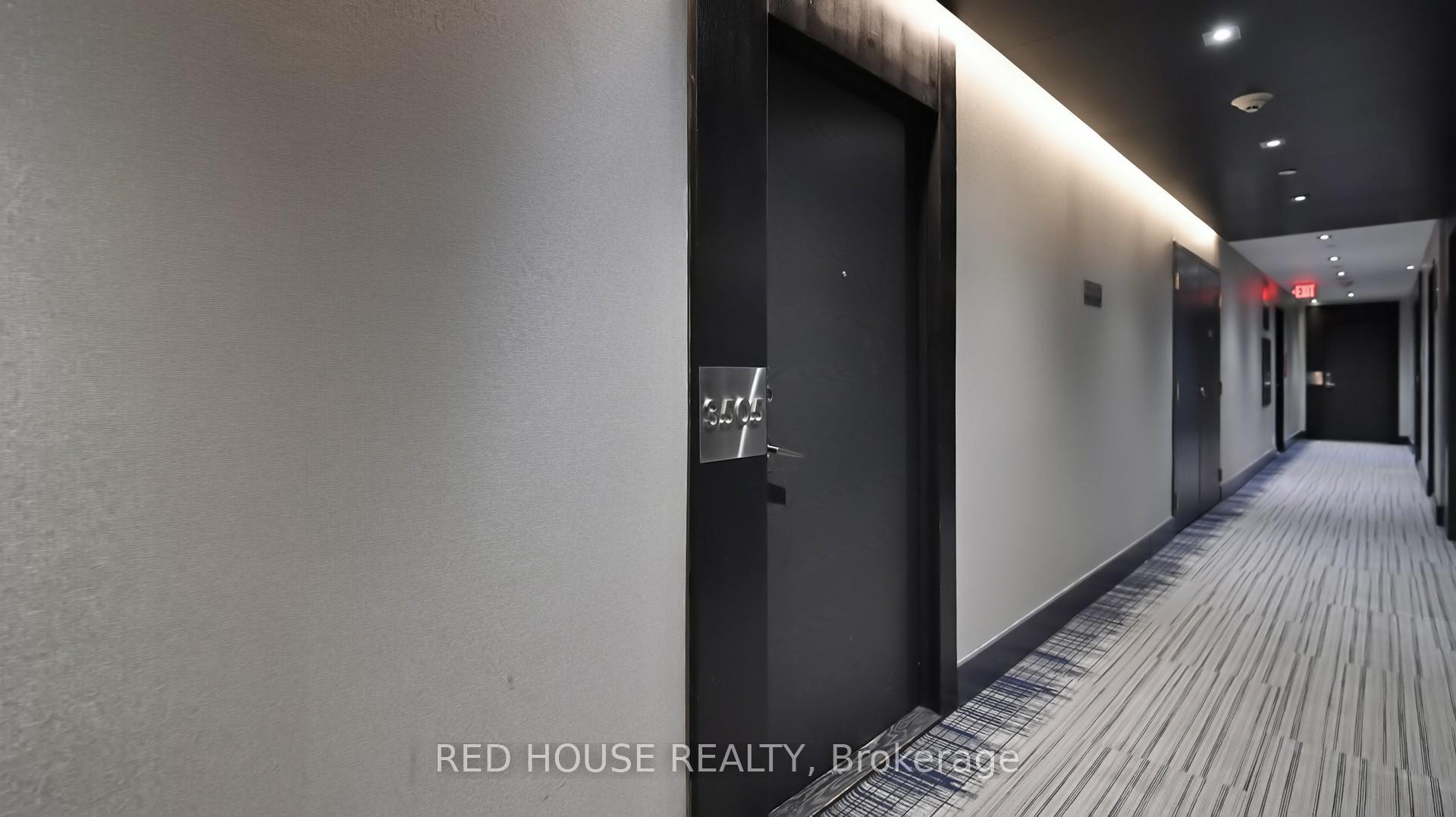 3 Bedrooms Condo at 33 Shore Breeze, Toronto For sale