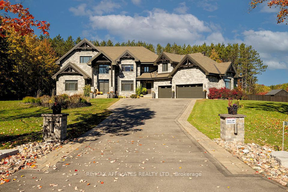 2284 Summerside