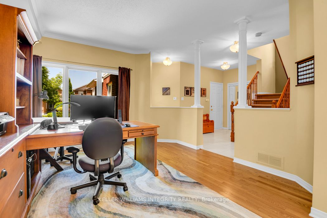1042 Rocky Harbour Crescent