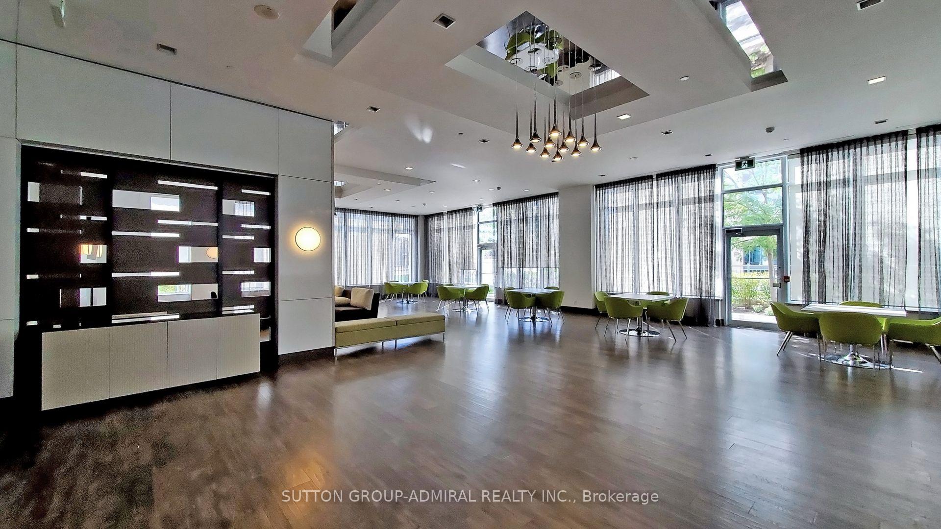 1 Bedroom Condo at 7890 Bathurst, Vaughan For sale