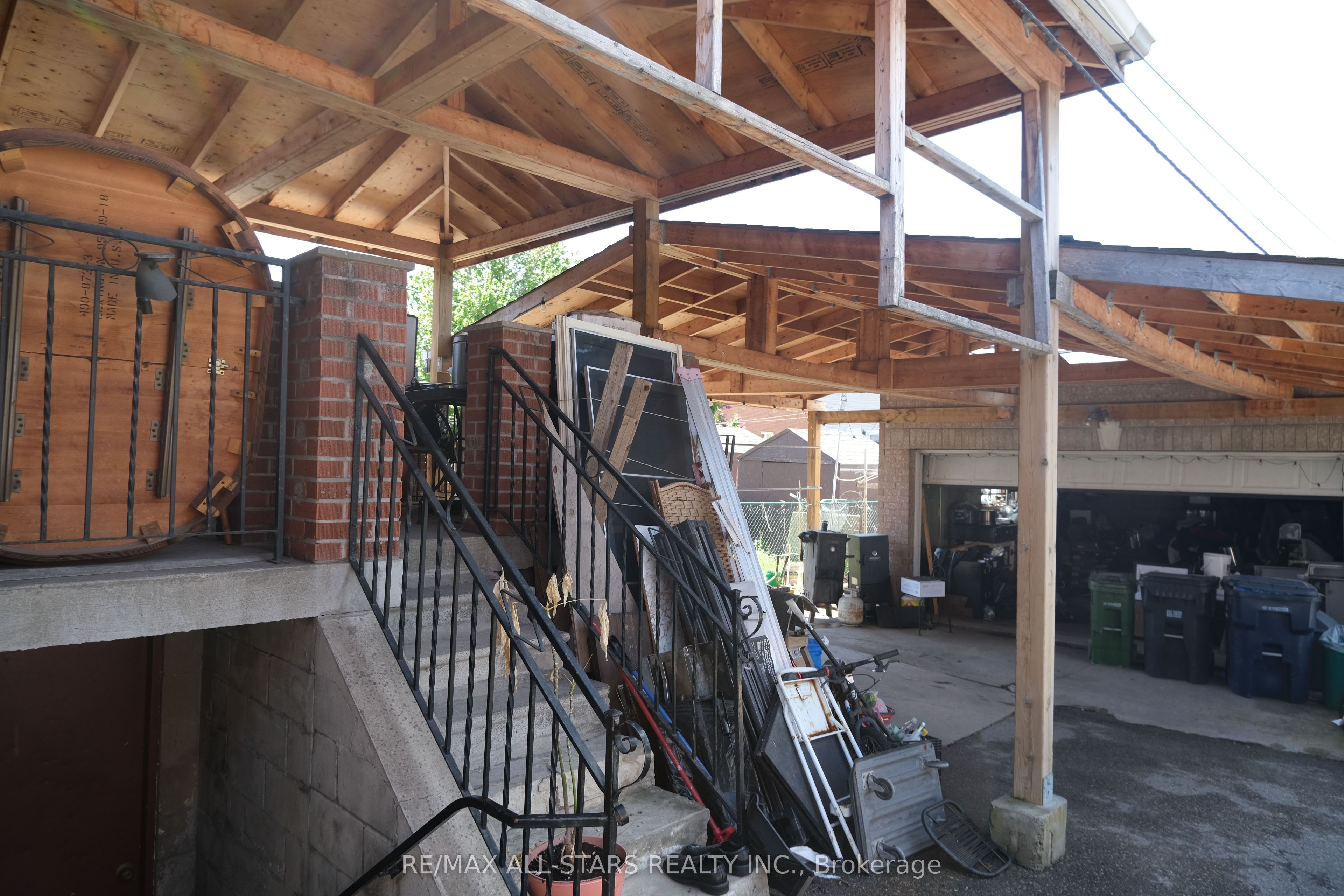 626 Caledonia Road