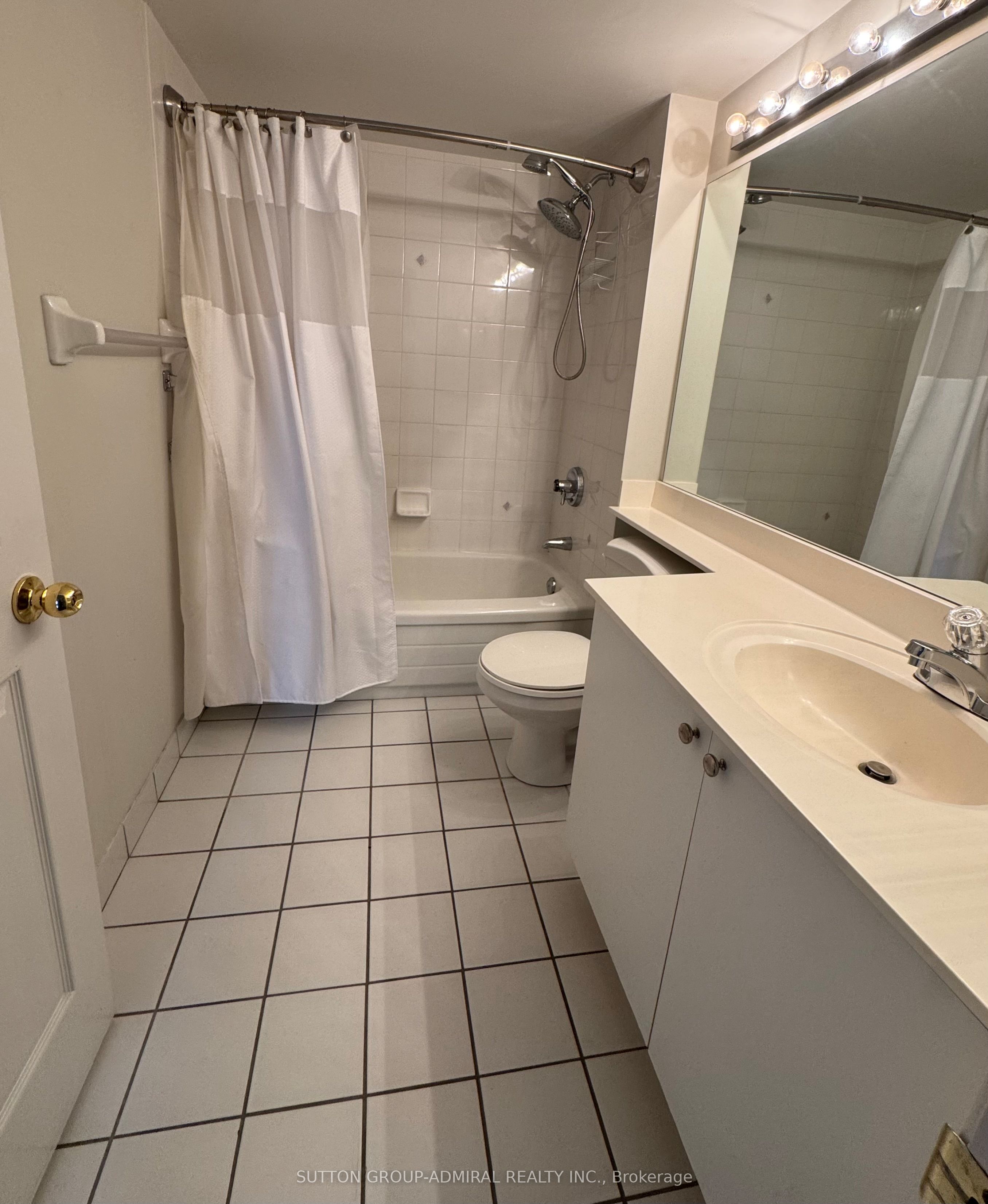 2 Covington Road E, #602