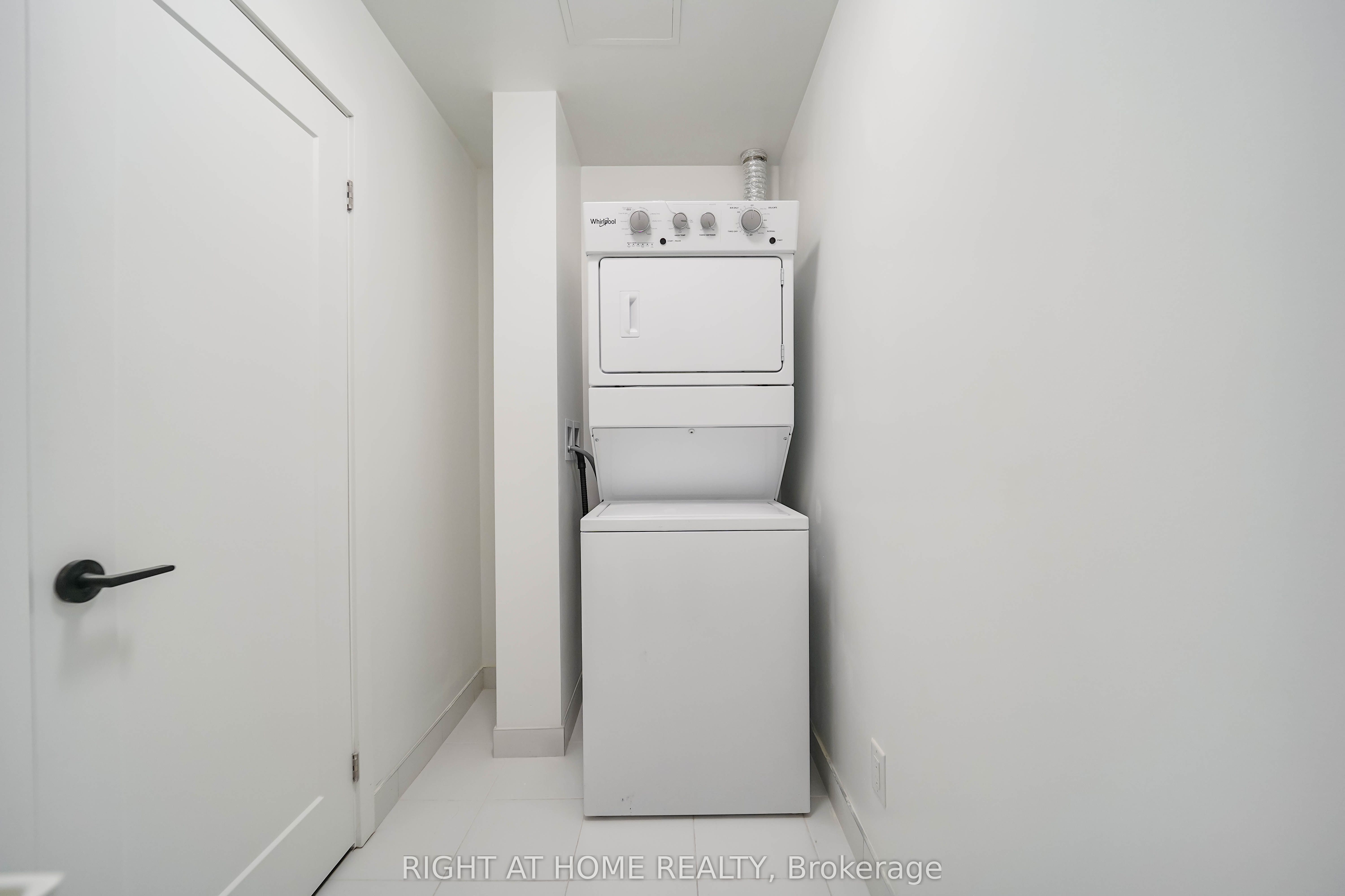 8888 Yonge Street, #1101