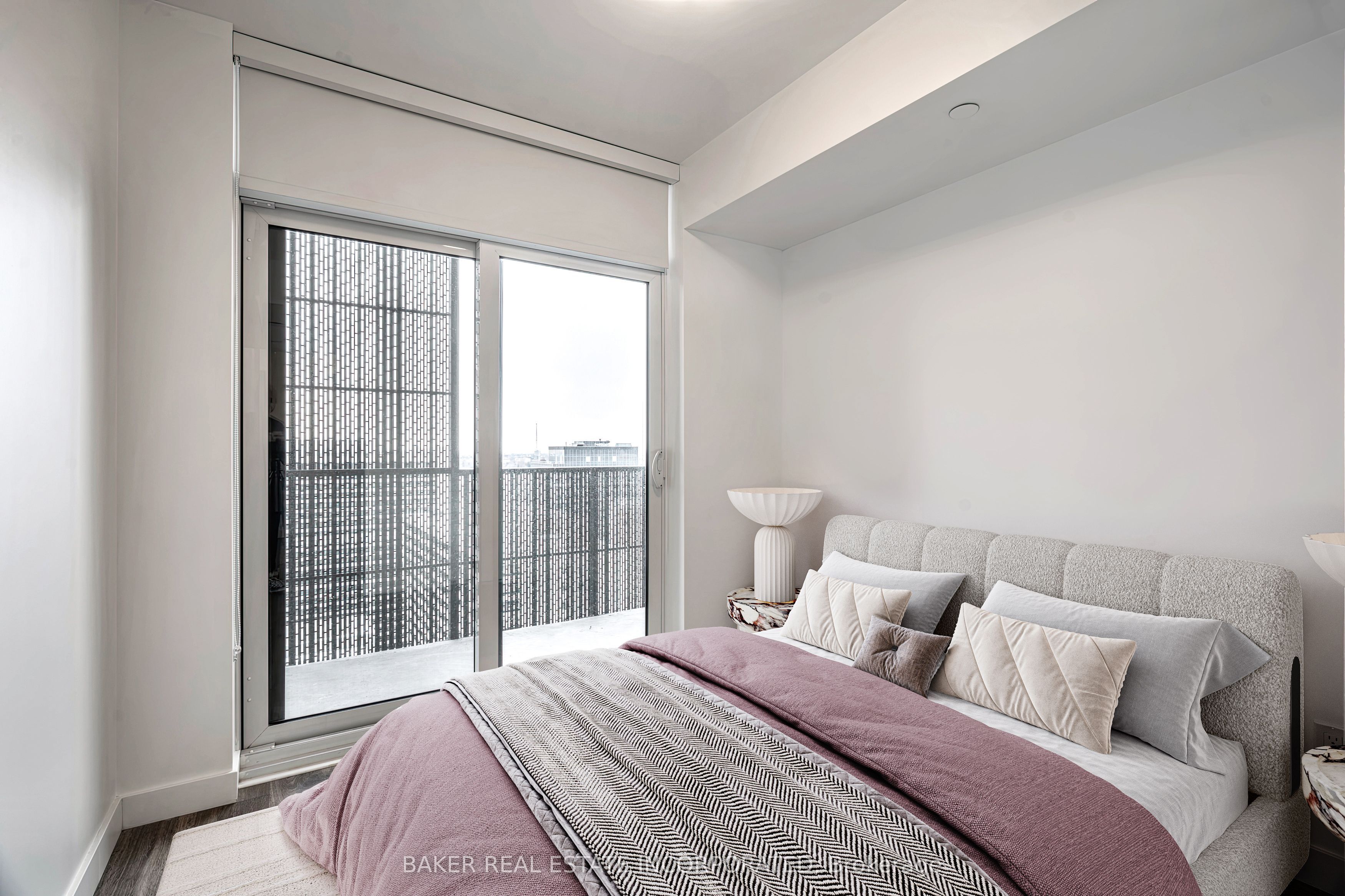 15 Roehampton Avenue, #2701