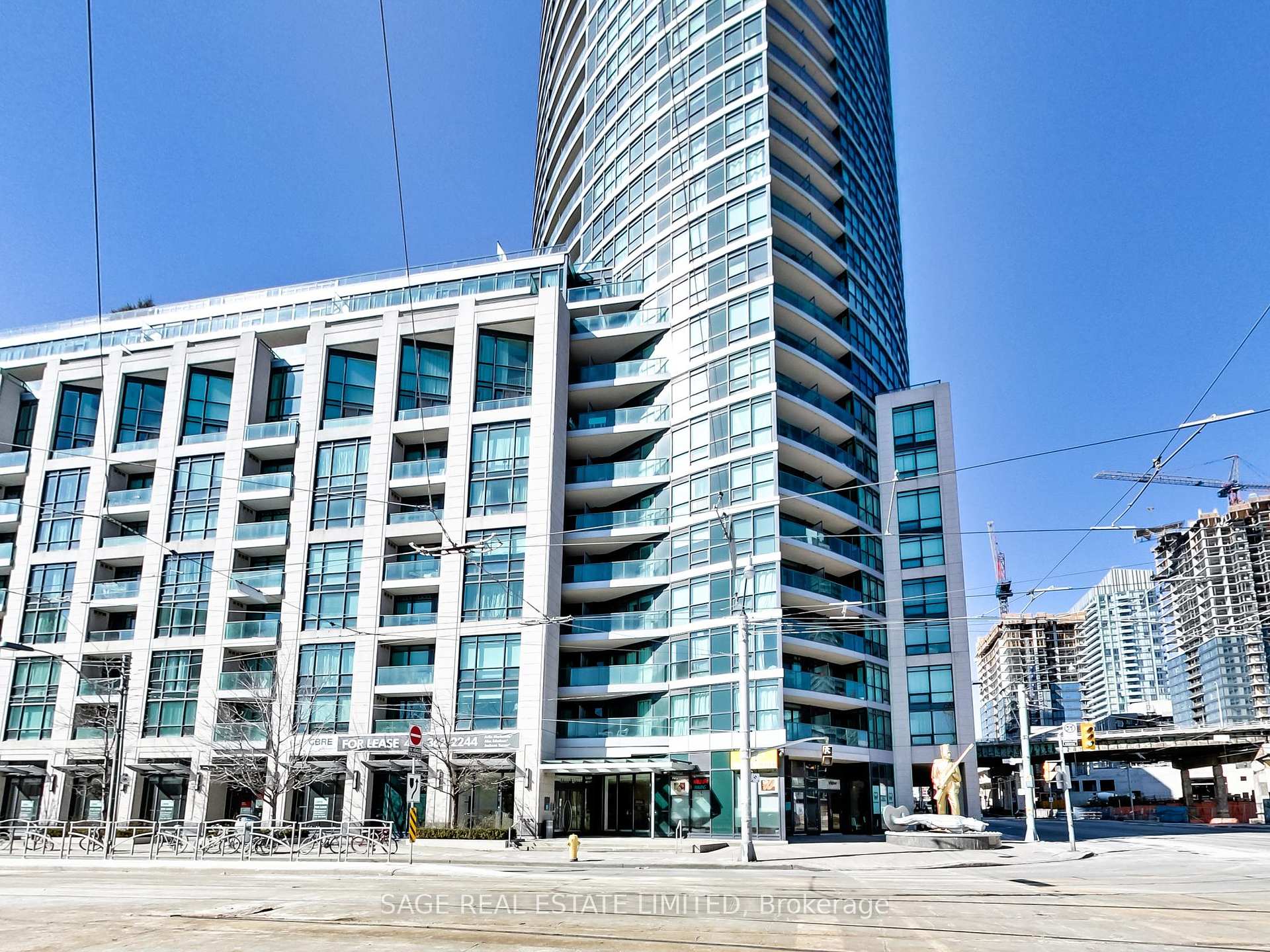 1 Bedroom Condo at 600 Fleet, Toronto For sale