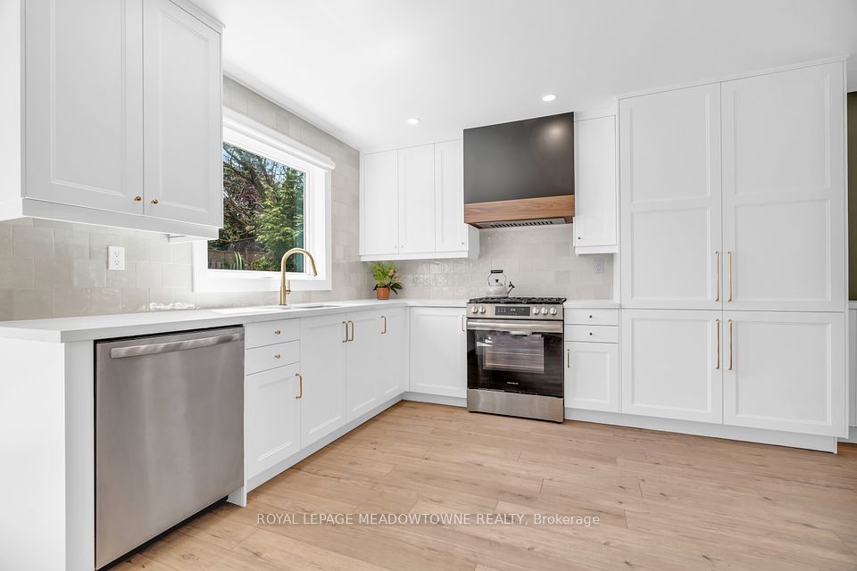 55 Forestview